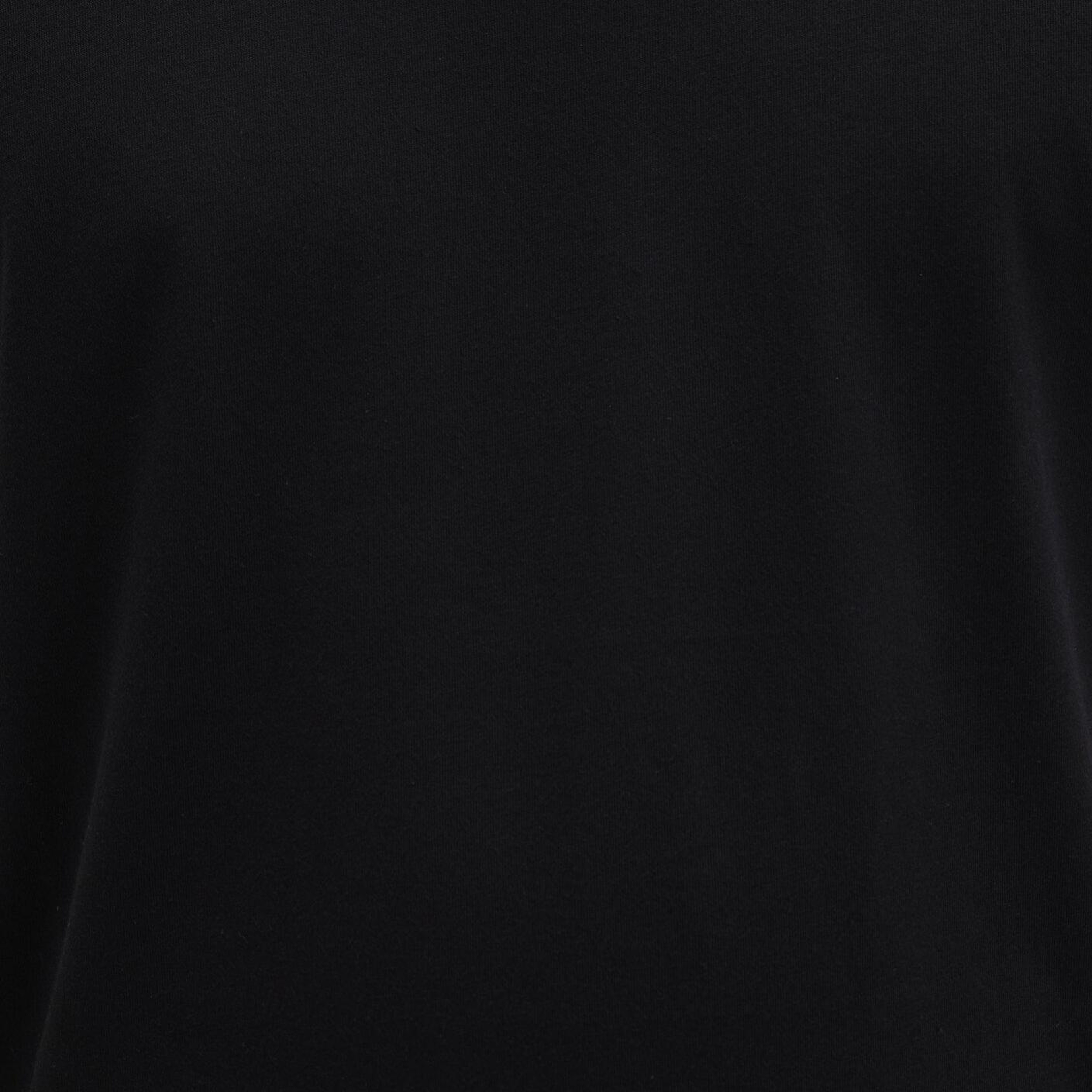 Mavi Yaka Detaylı Siyah Tişört Fitted / Vücuda Oturan Kesim 064019-20933