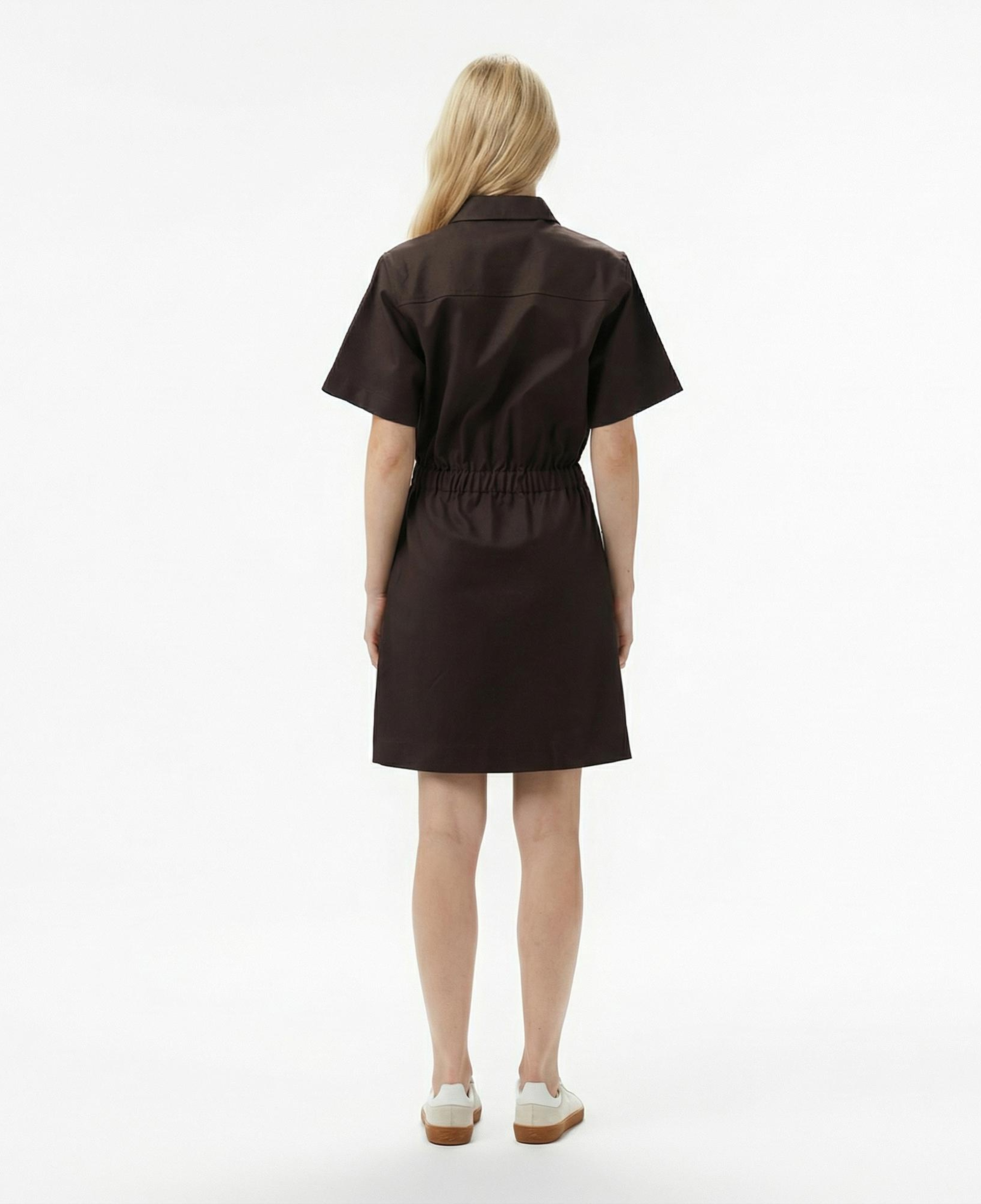 Lacoste Kadın Classic Fit Kısa Kollu Kahverengi Elbise