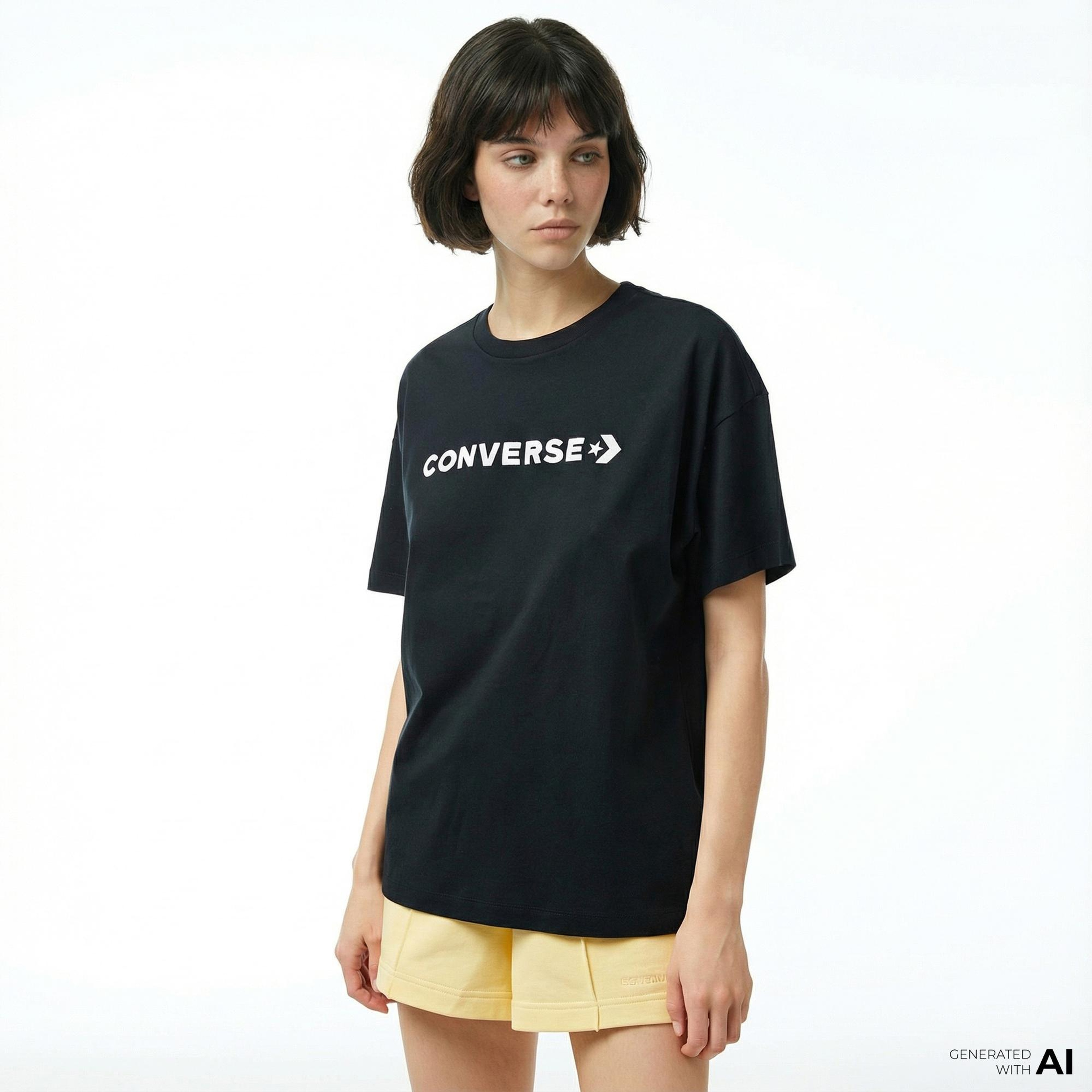 Converse Wordmark Relaxed Fit Baskılı Kadın Siyah T-Shirt