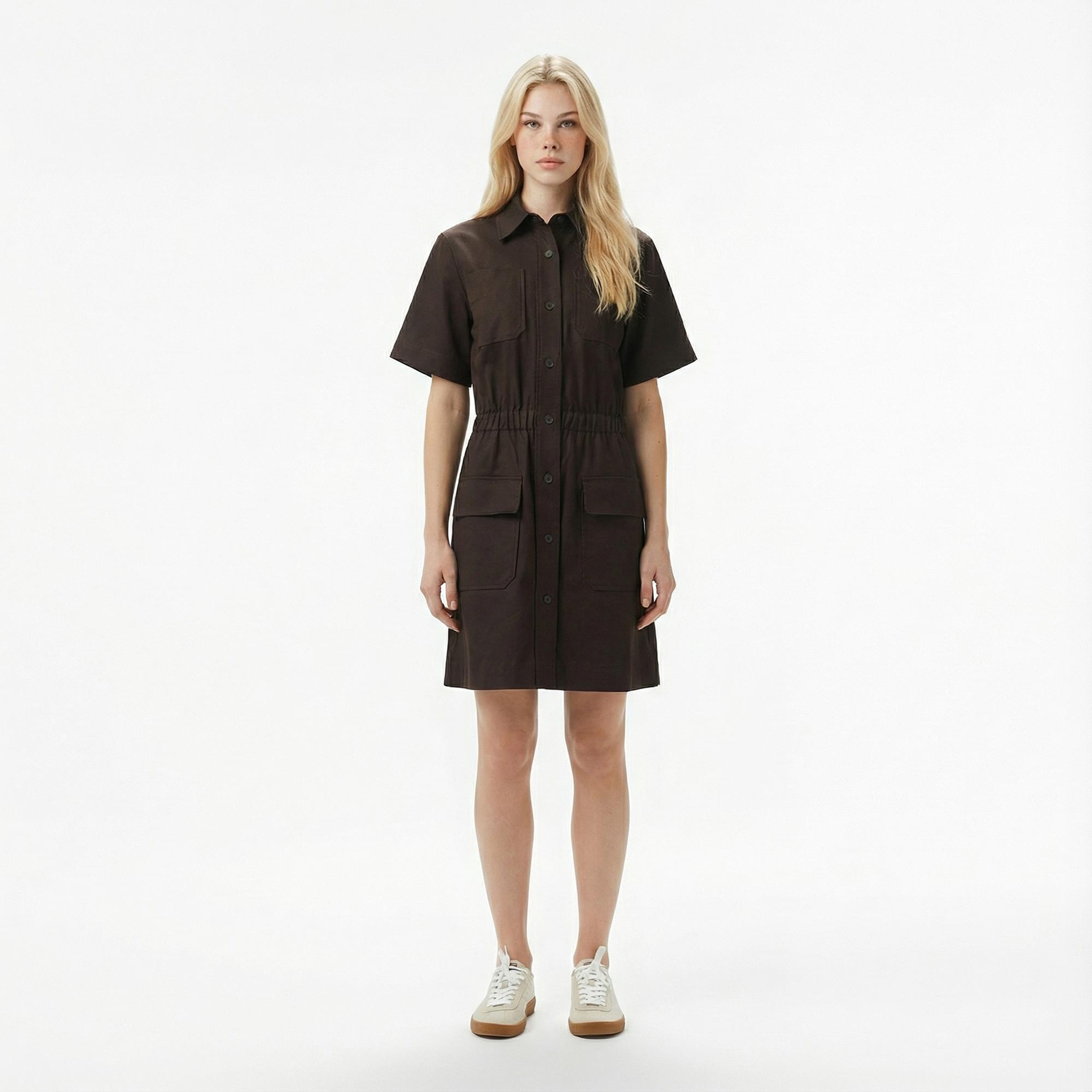 Lacoste Kadın Classic Fit Kısa Kollu Kahverengi Elbise