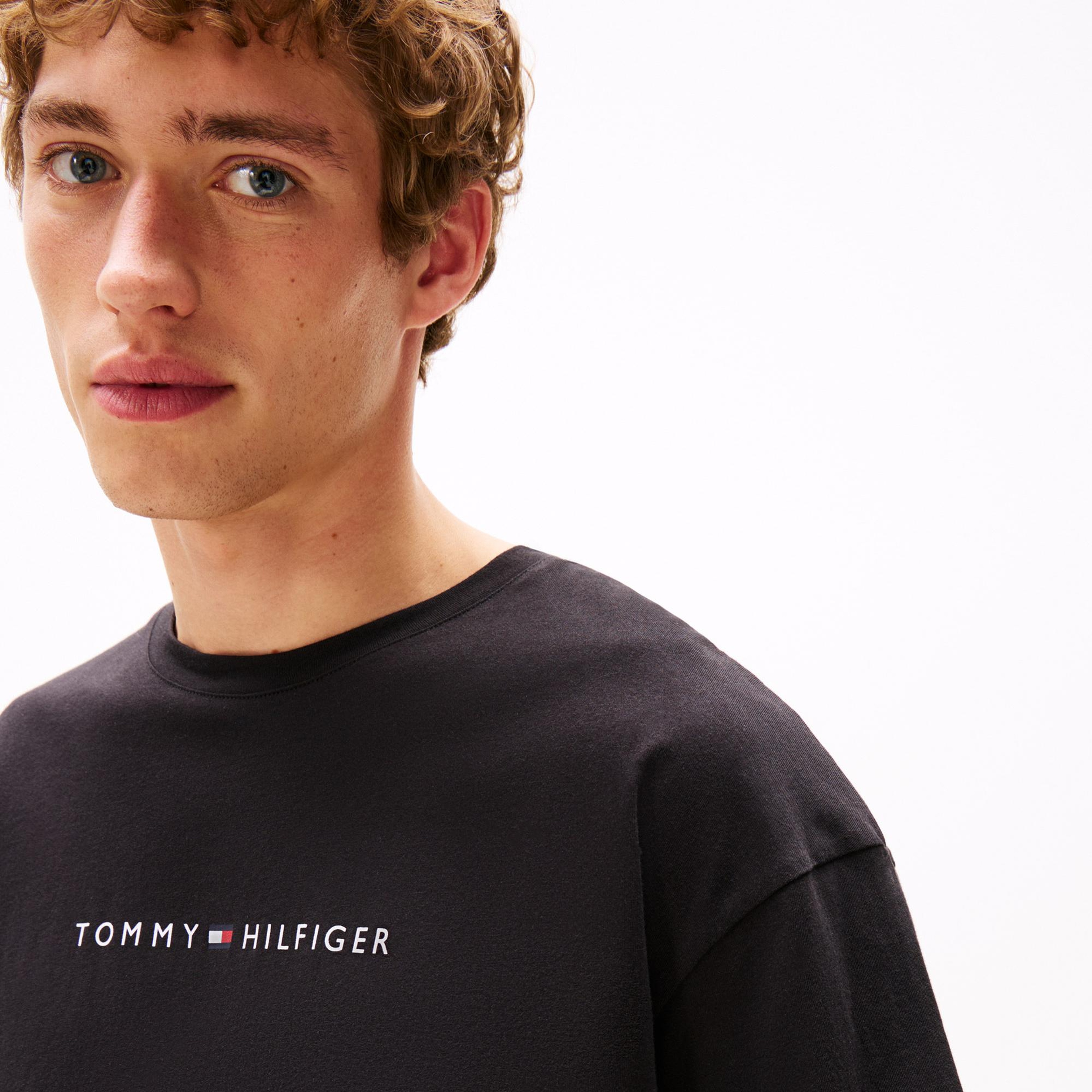 Tommy Hilfiger Logo Erkek Siyah T-Shirt