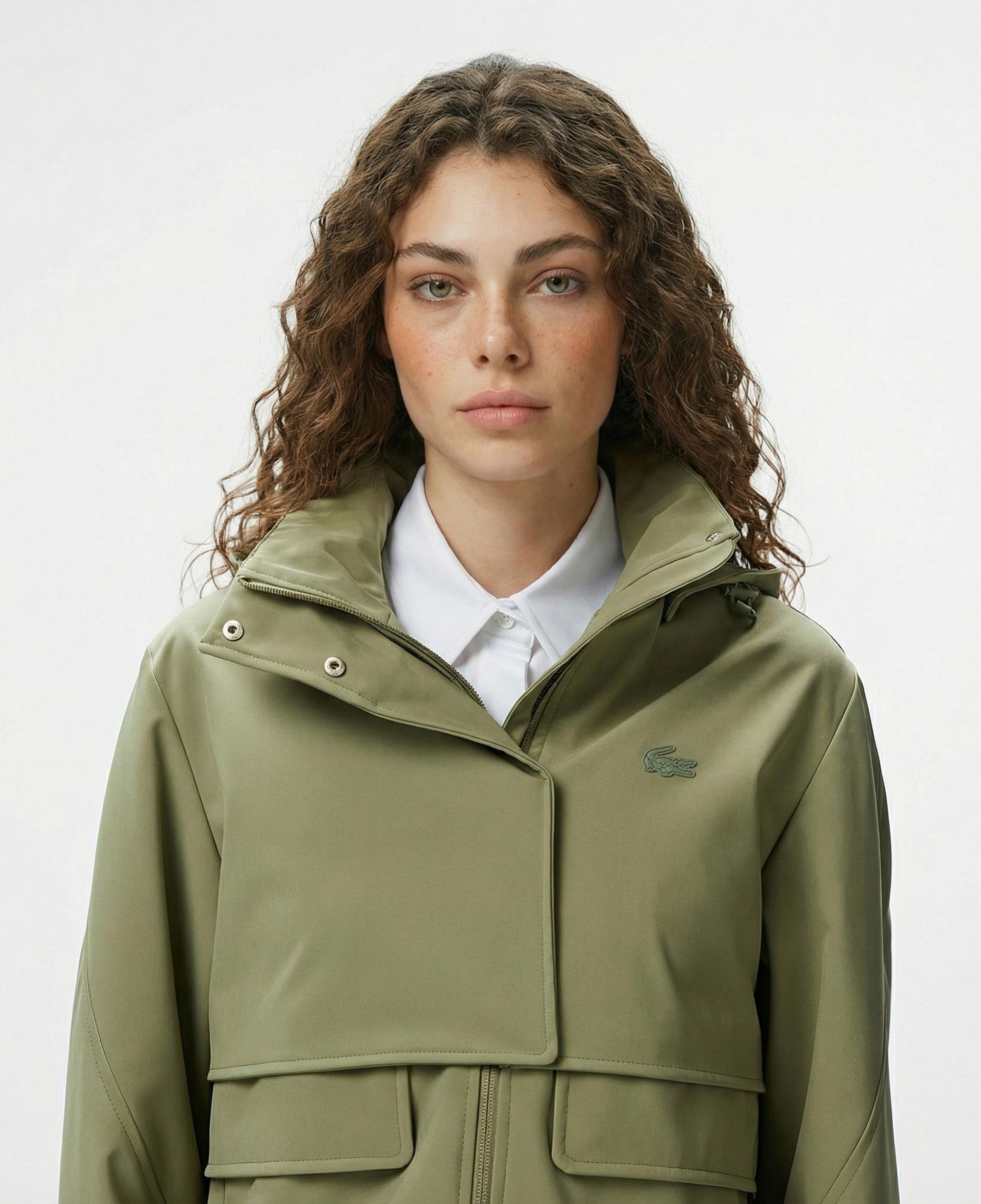 Lacoste Kadın Relaxed Fit Kapüşonlu Yeşil Yağmurluk