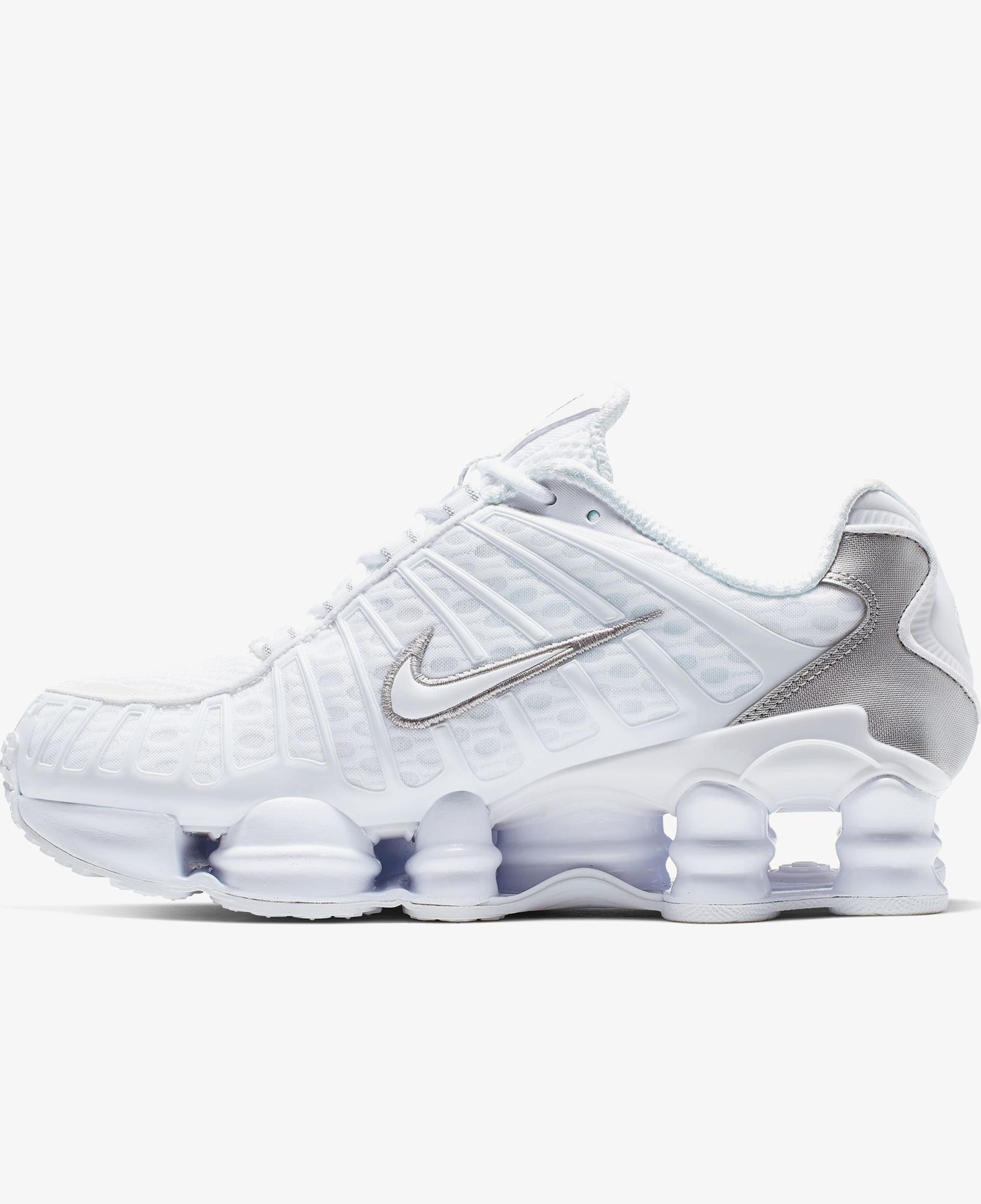 Nike Shox Kadın Beyaz Spor Ayakkabı