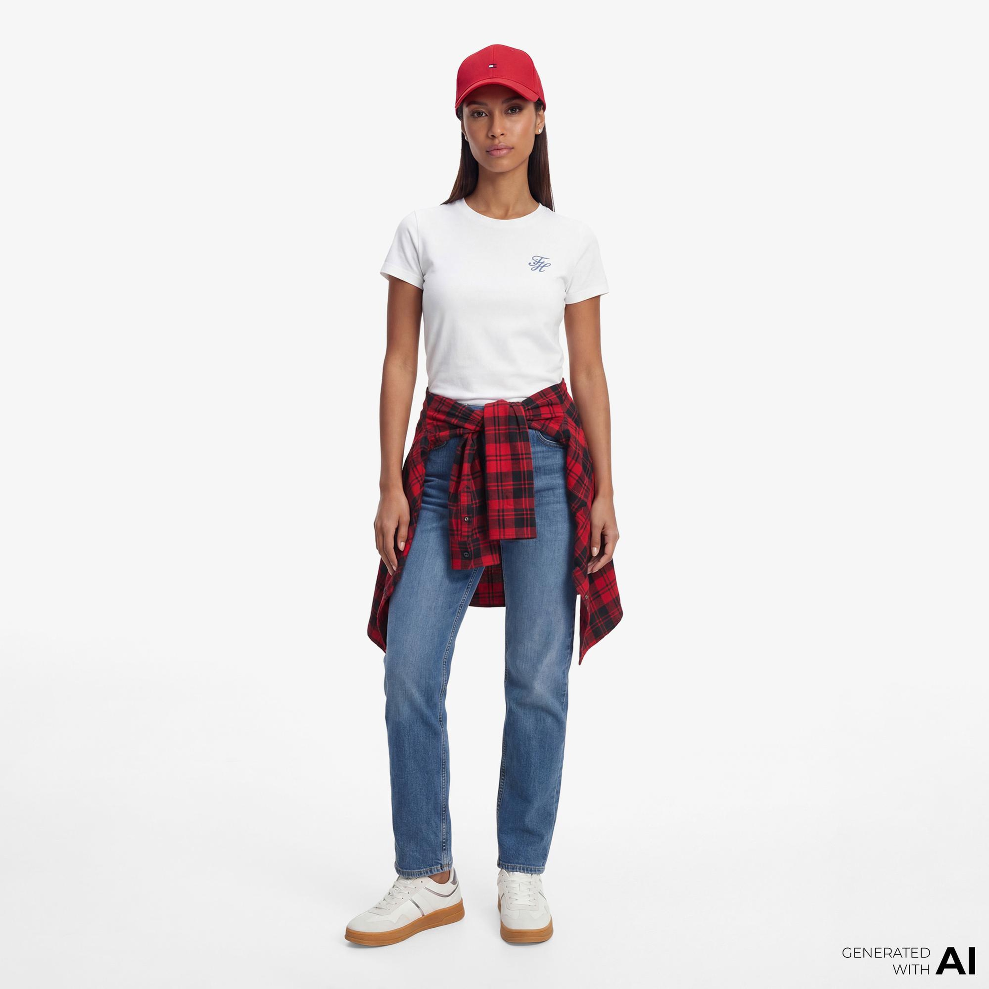 Tommy Hilfiger Script Kadın Beyaz T-Shirt