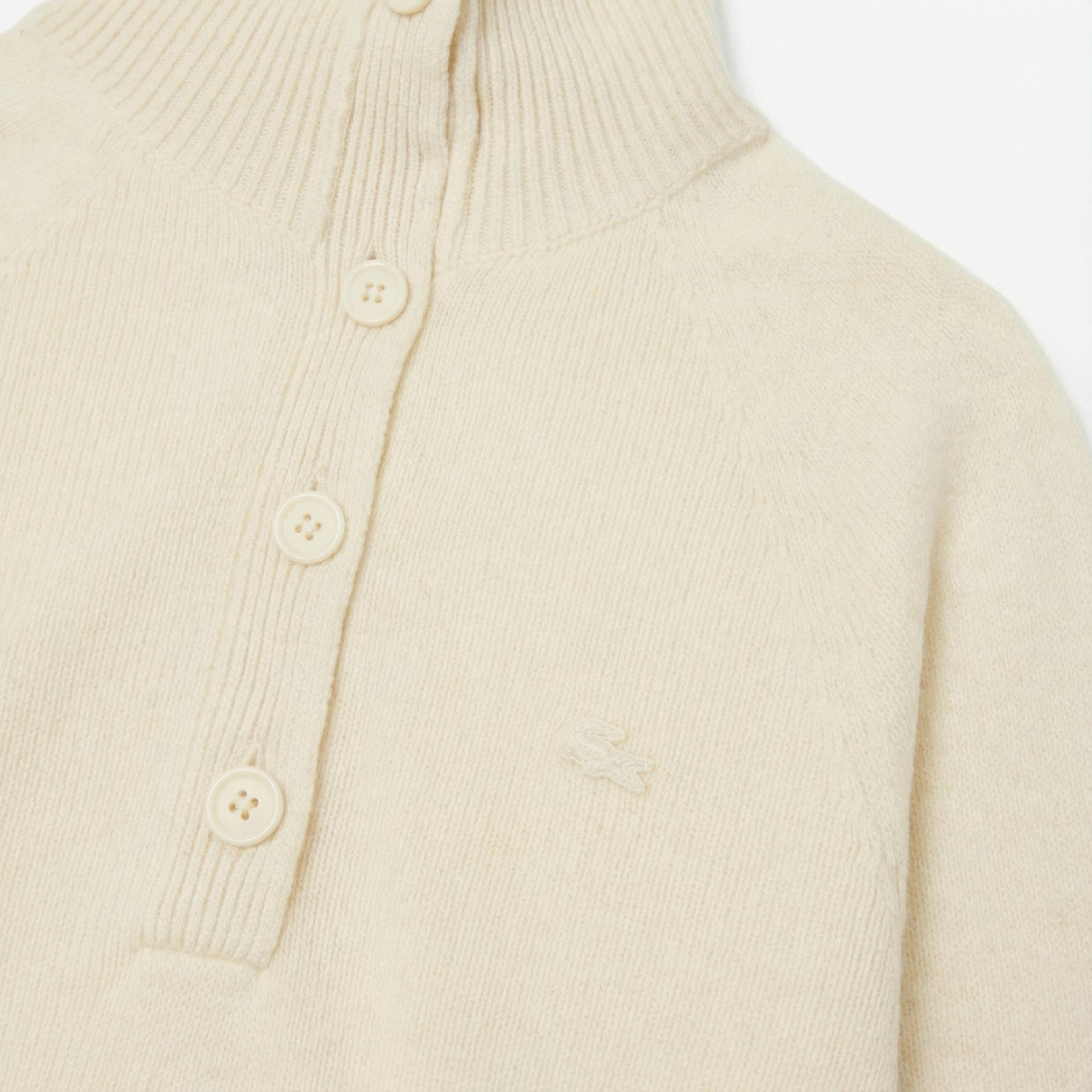 Lacoste Kadın Classic Fit Dik Yaka Krem Kazak