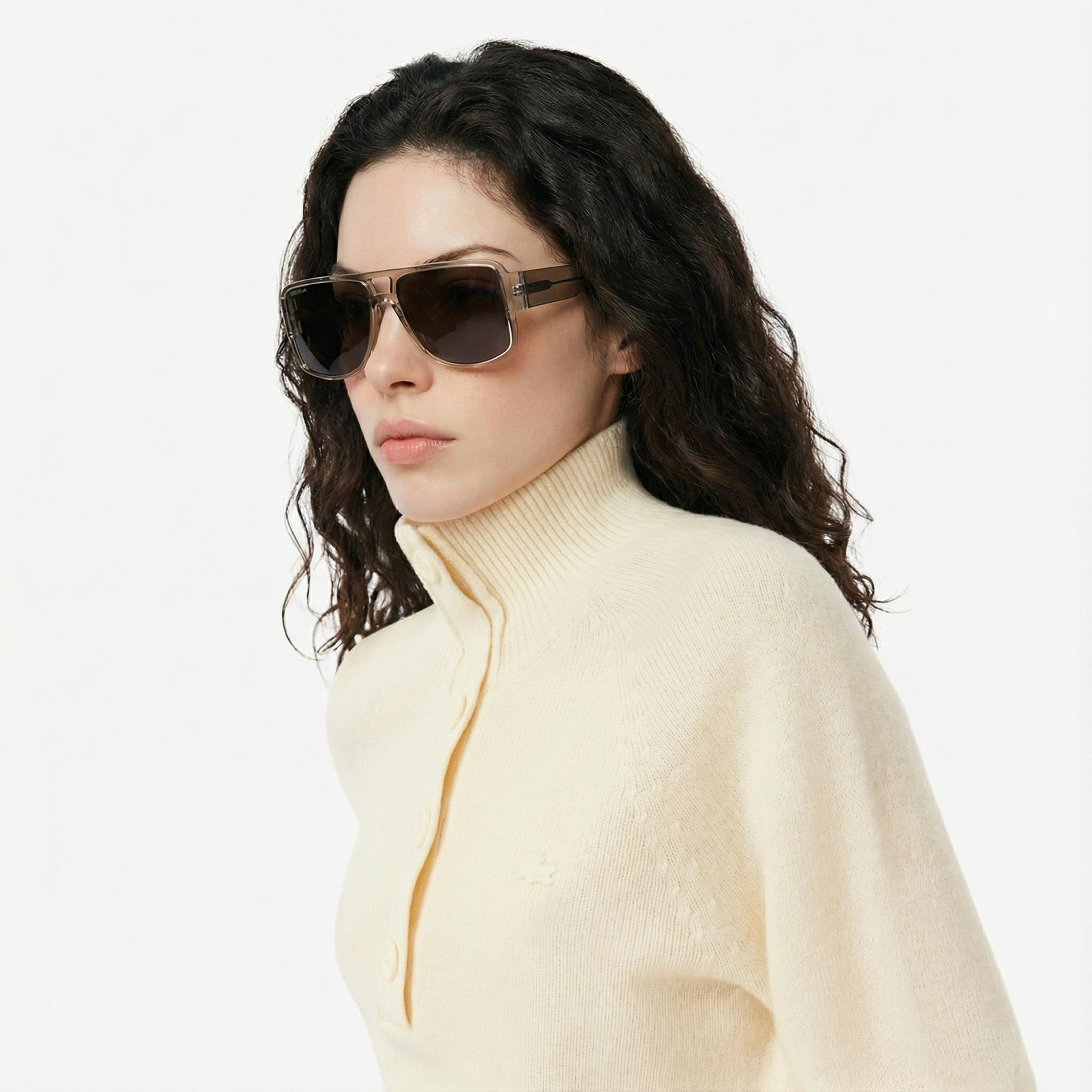 Lacoste Kadın Classic Fit Dik Yaka Krem Kazak