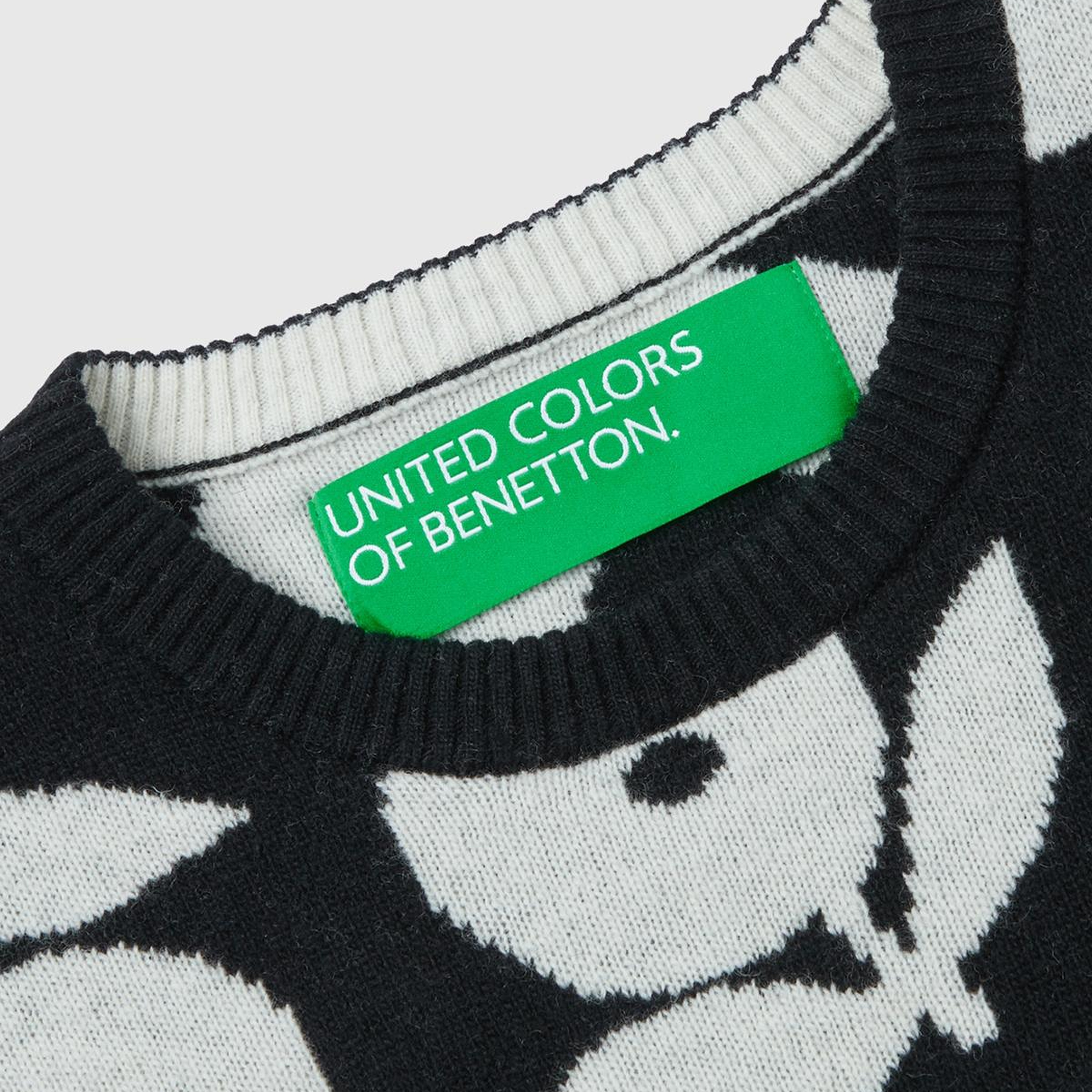 Kadın Siyah Yün Karışımlı Çiçek Desenli Kazak