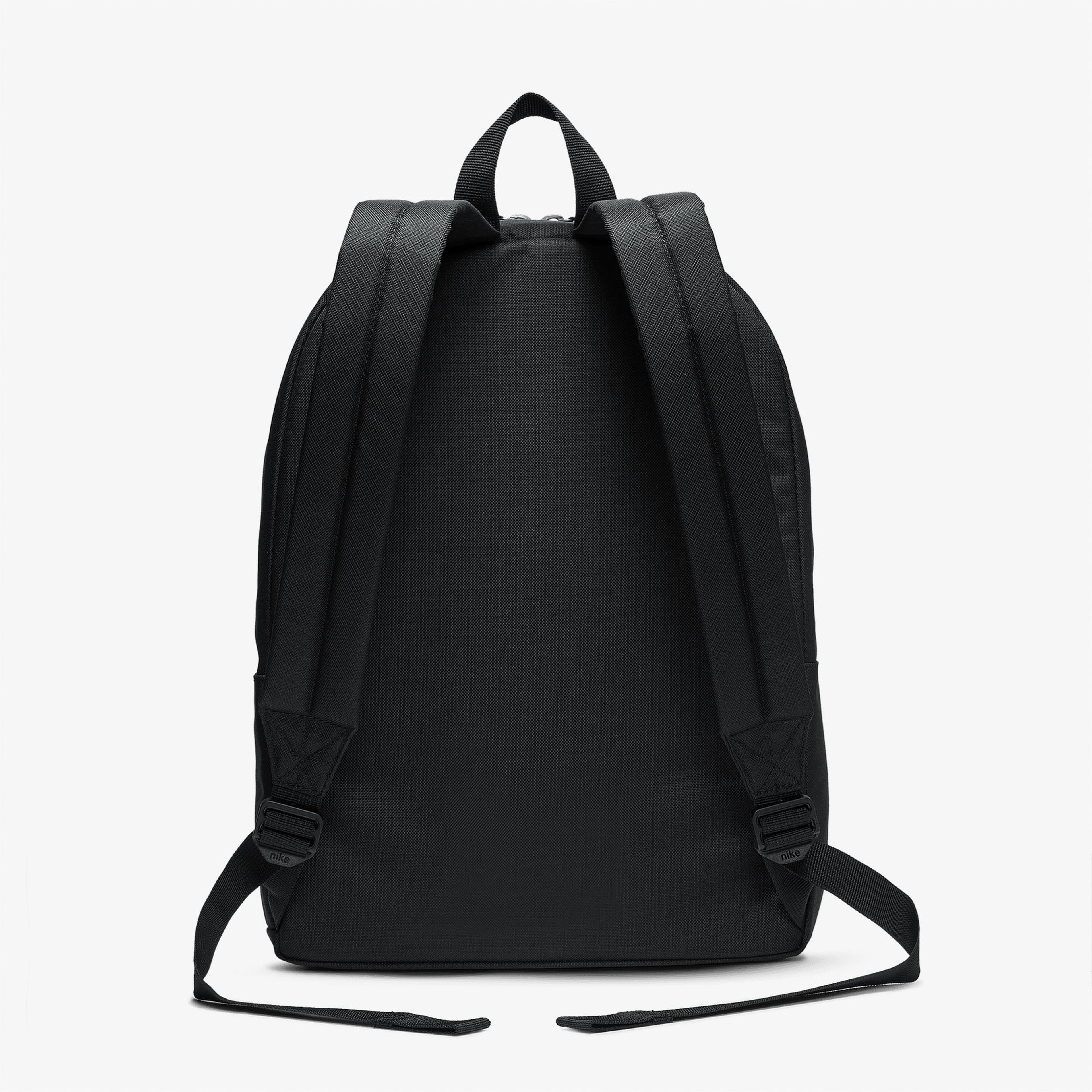 Nike Classic Çocuk Siyah Sırt Çantası