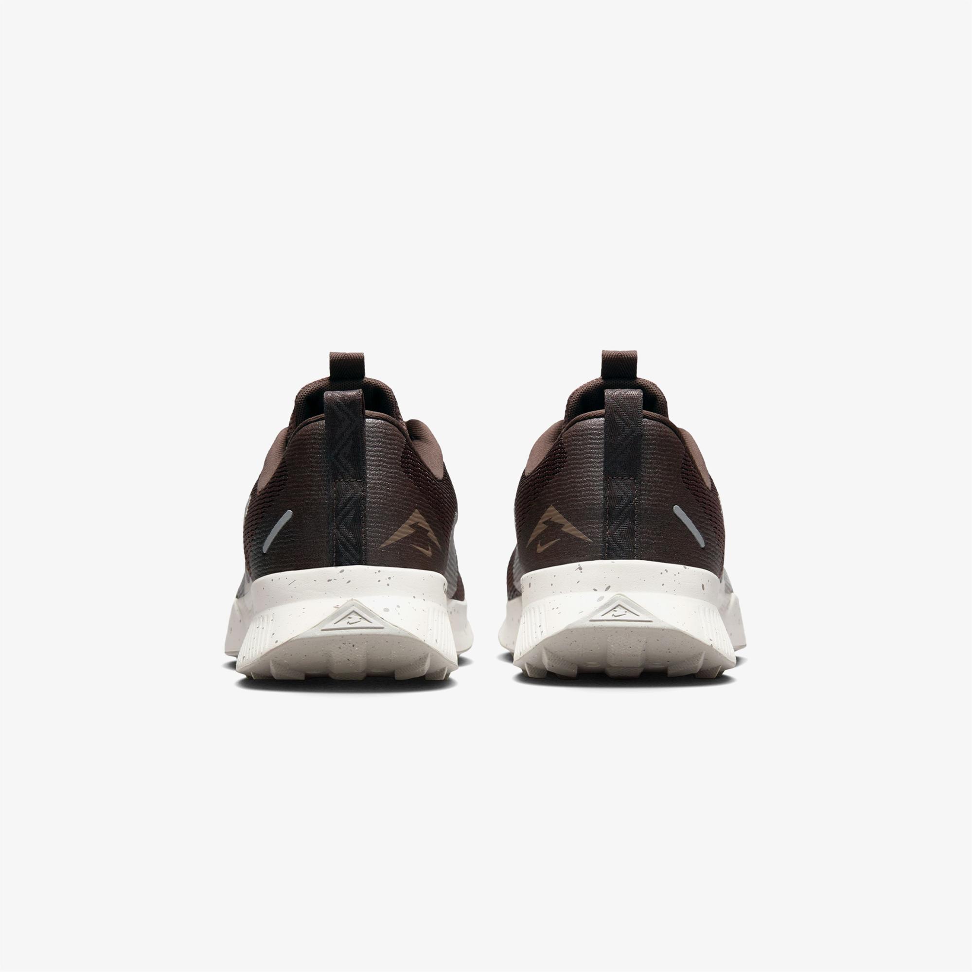 Nike Juniper Trail 3 Erkek Kahverengi Koşu Ayakkabısı