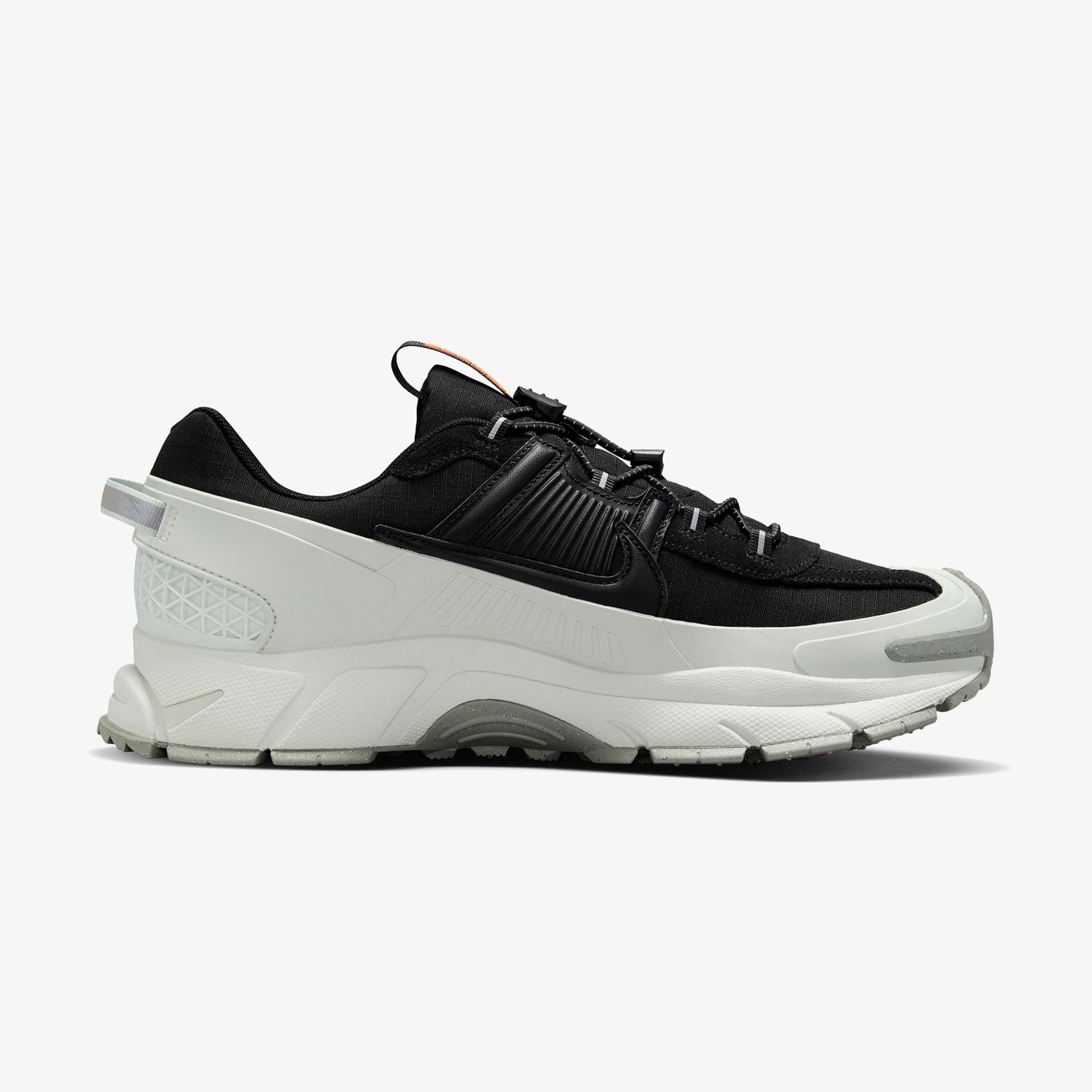 Nike Zoom Vomero Roam Erkek Siyah Spor Ayakkabı