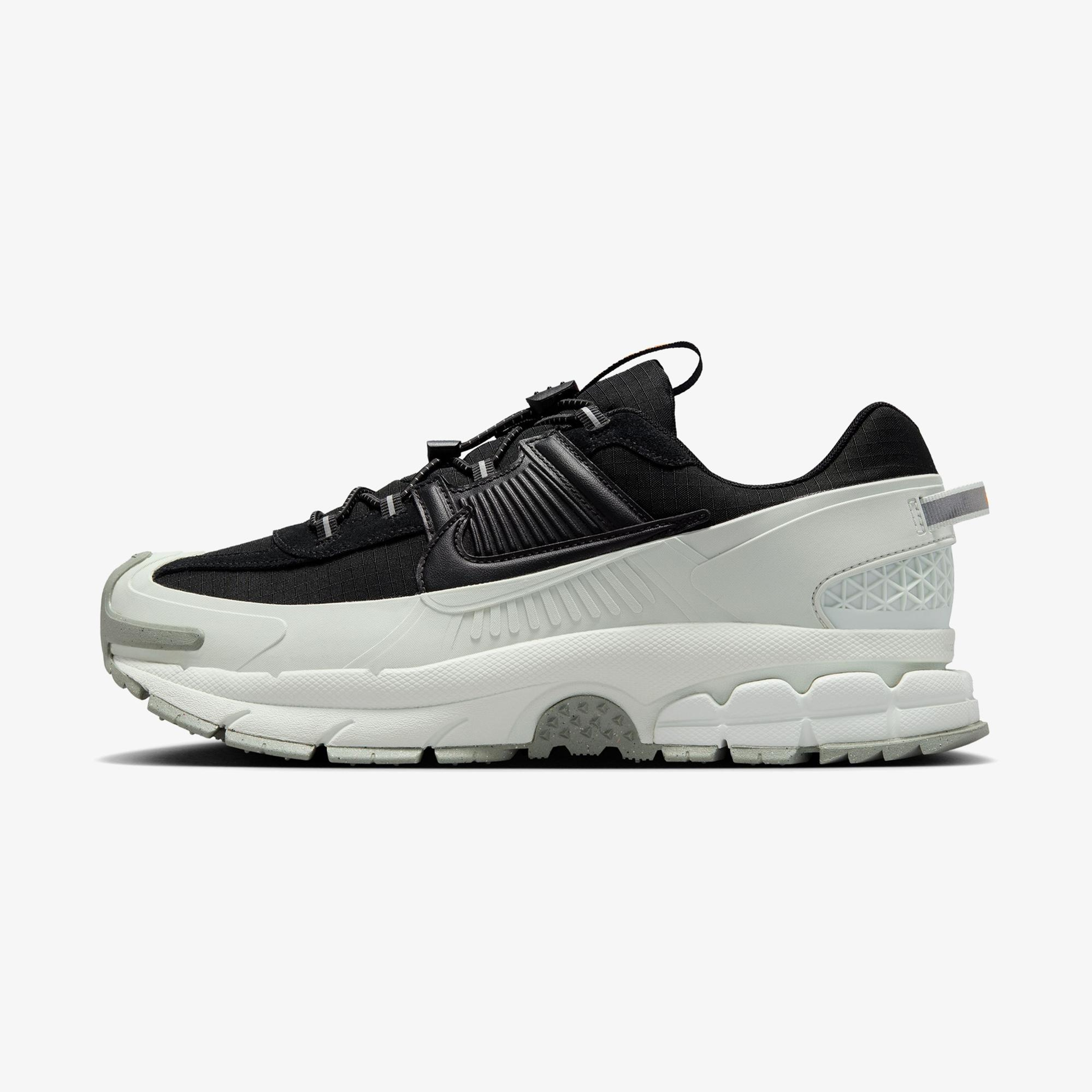 Nike Zoom Vomero Roam Erkek Siyah Spor Ayakkabı