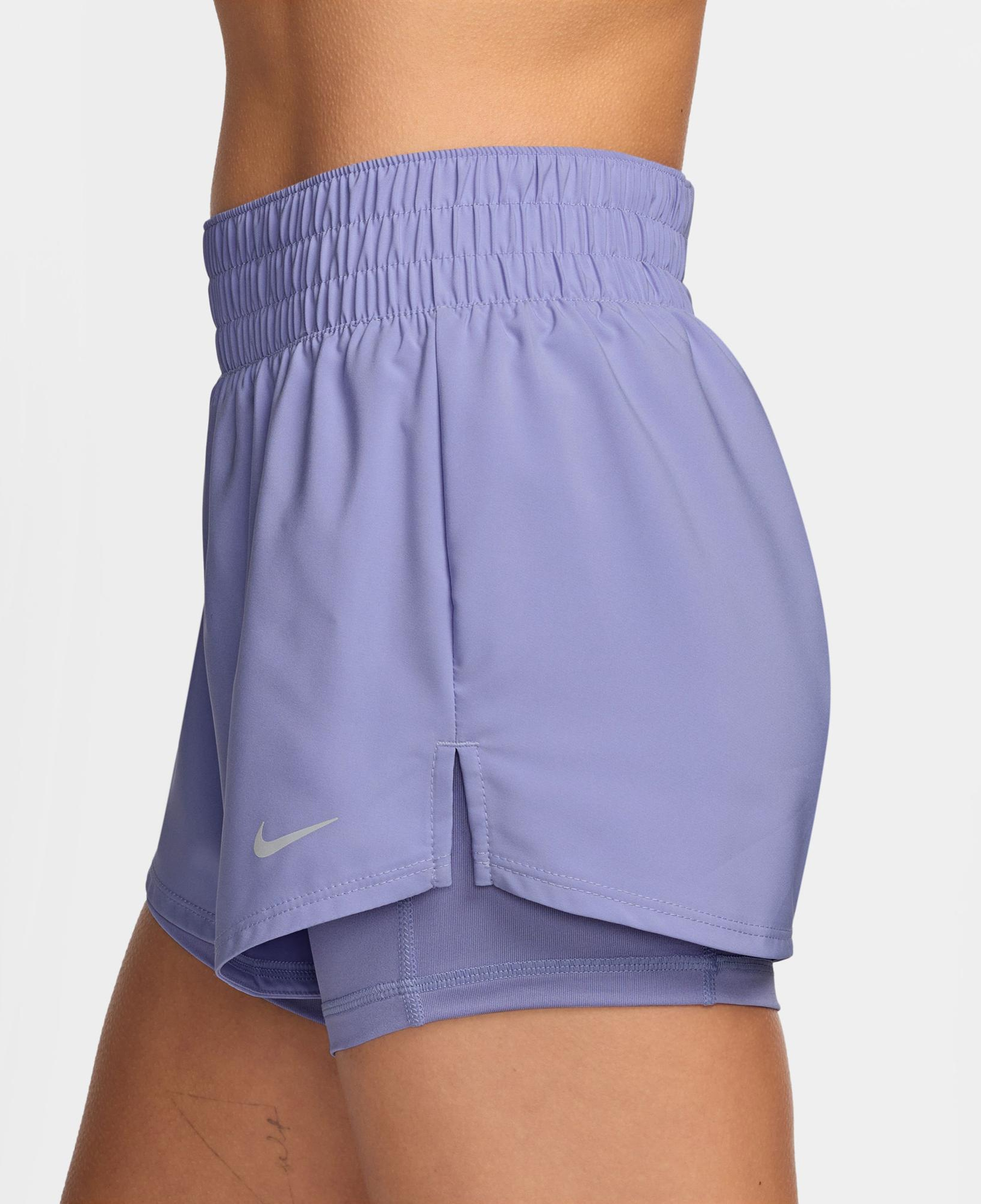 Nike One Dri-Fit 8 cm Kadın Mor Şort