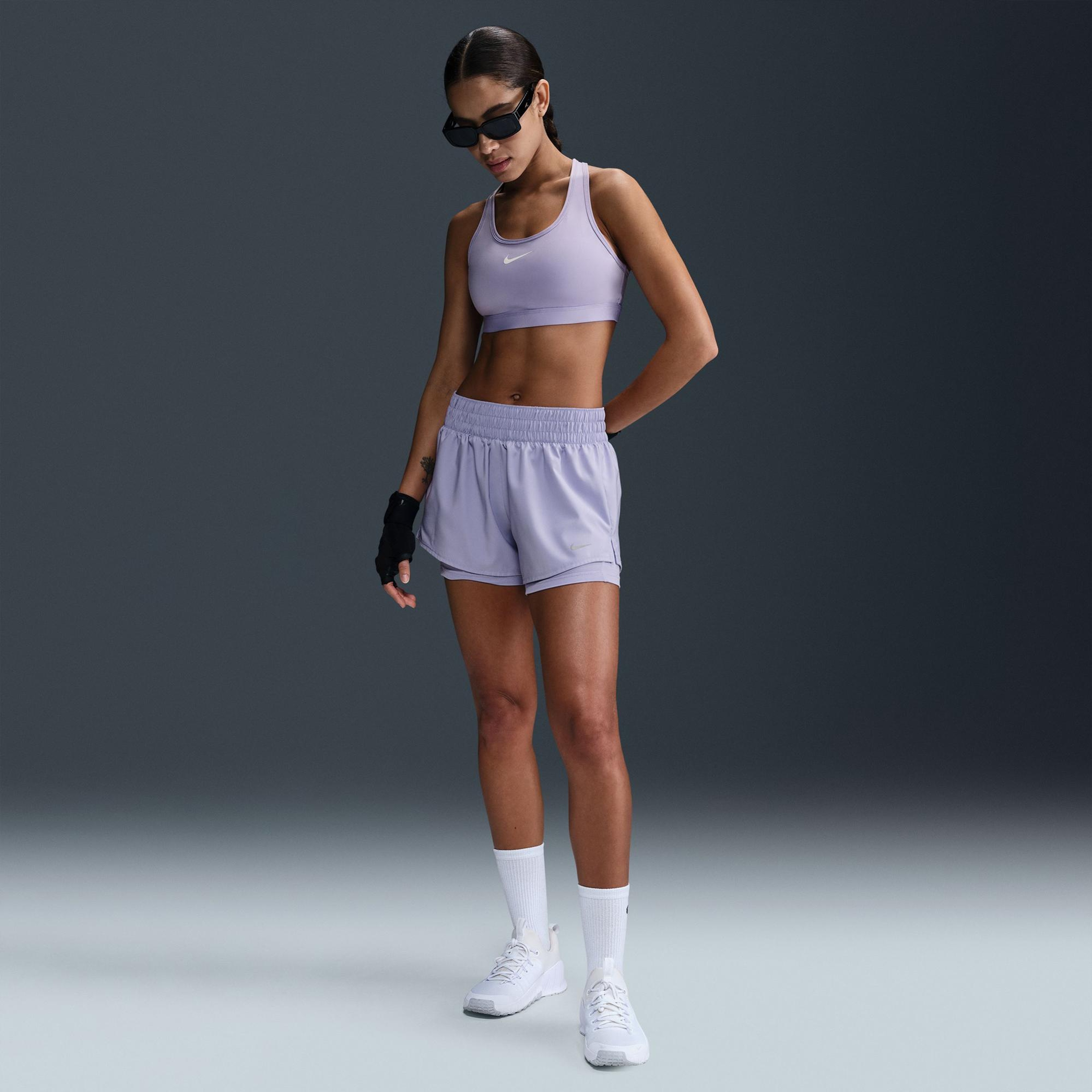 Nike One Dri-Fit 8 cm Kadın Mor Şort