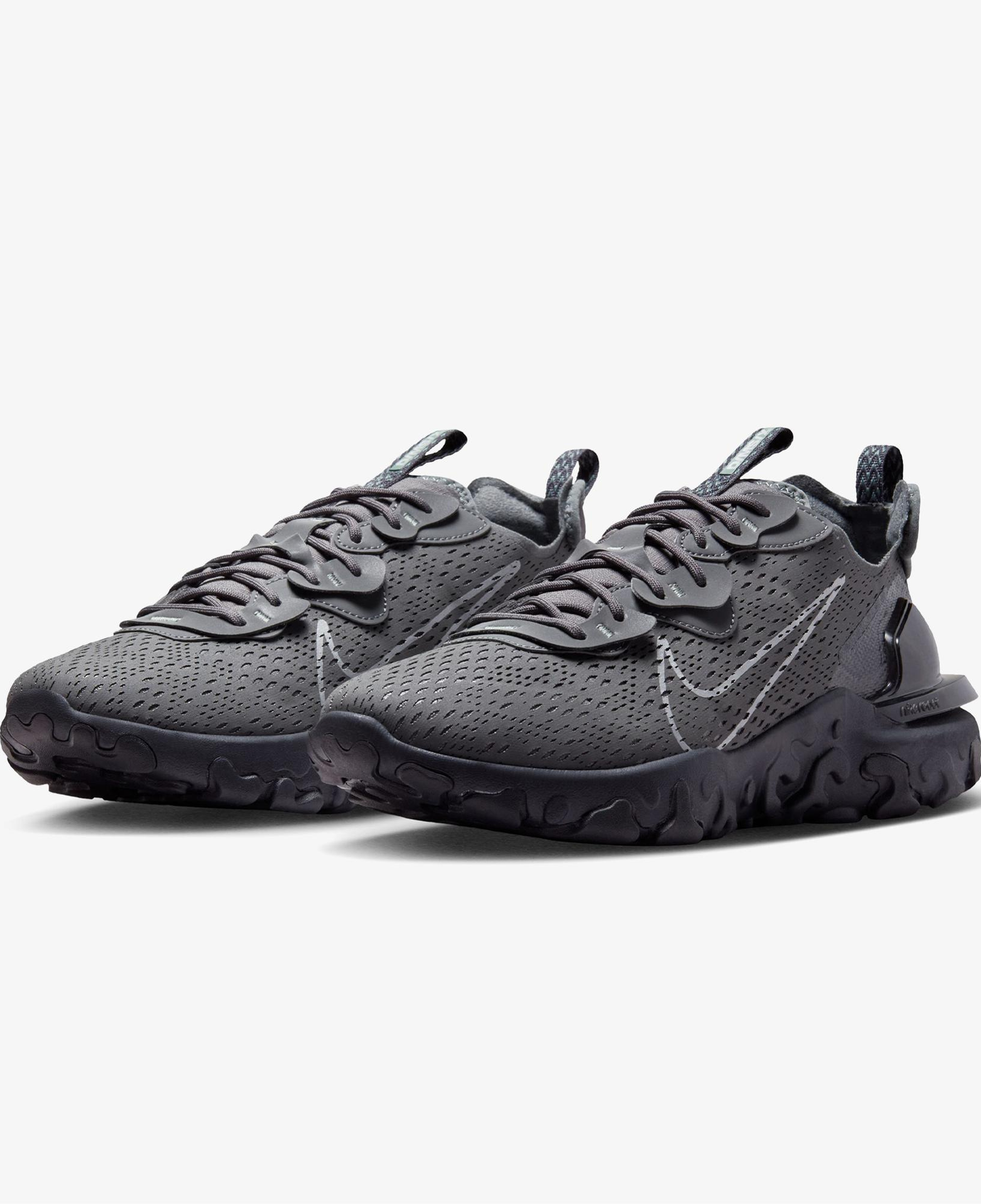 Nike React Vision Erkek Gri Spor Ayakkabı