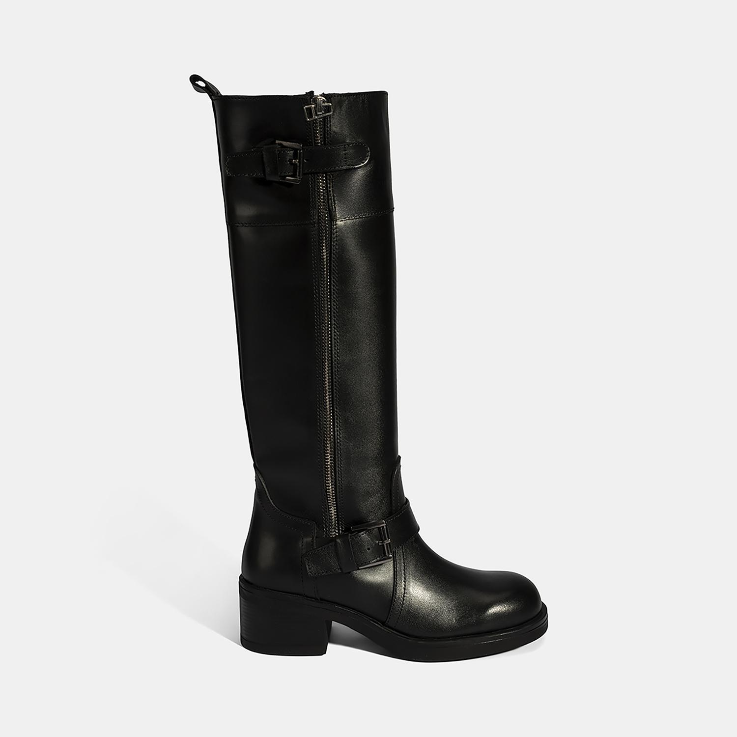 Kadın Siyah Metal Toka Detaylı Deri Çizme