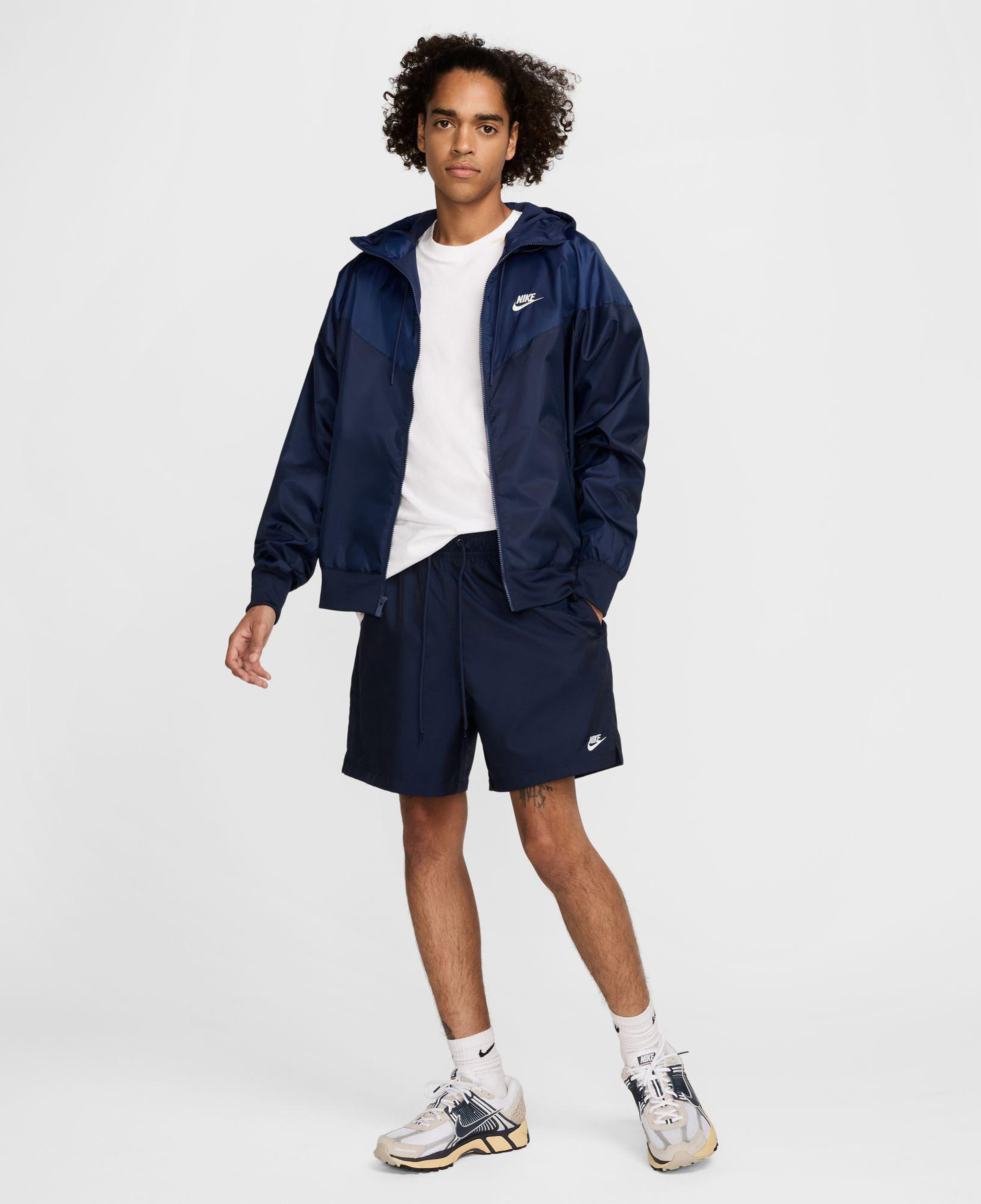 Nike Club Flow Erkek Lacivert Şort