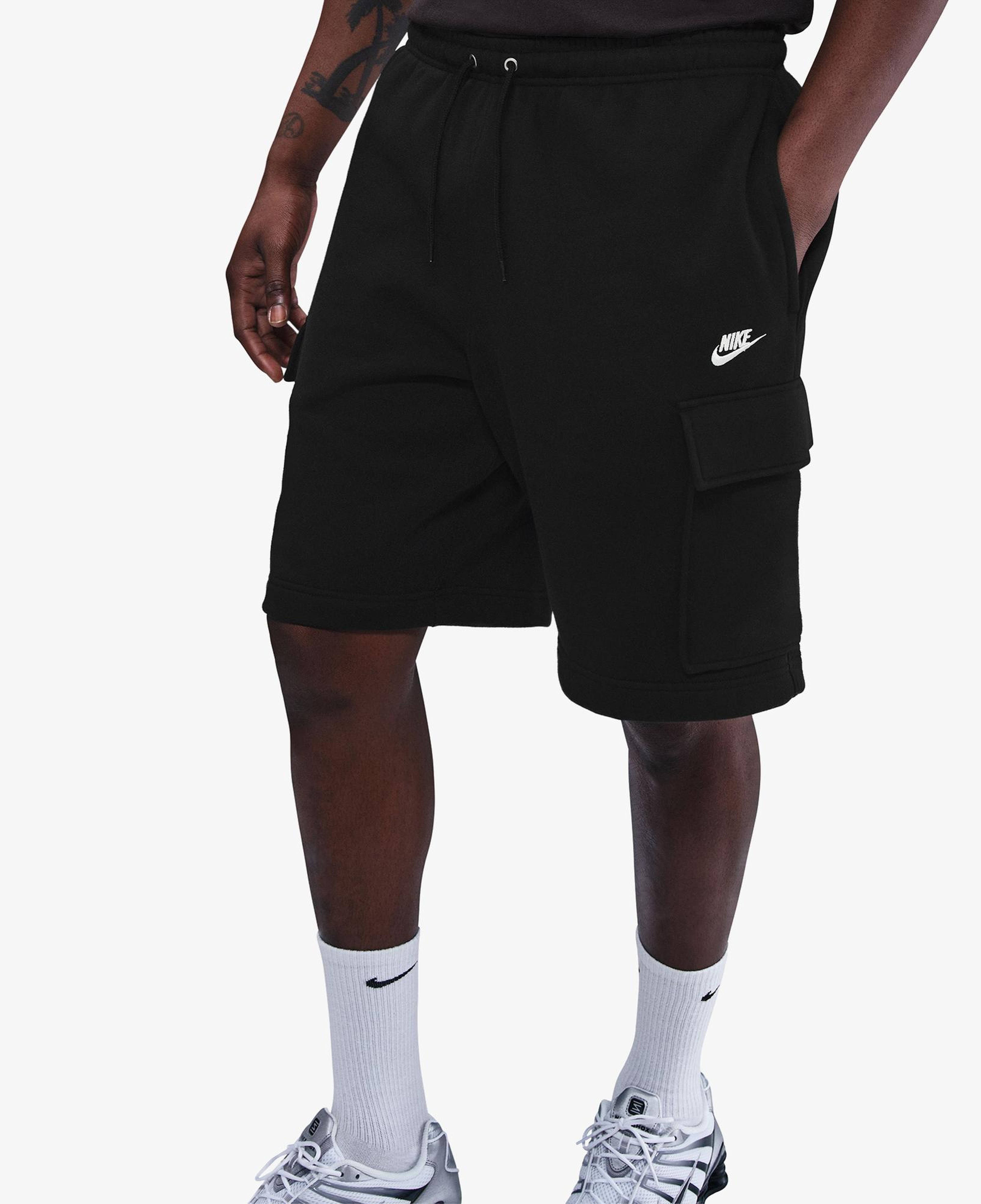 Nike Club Cargo Erkek Beyaz Şort