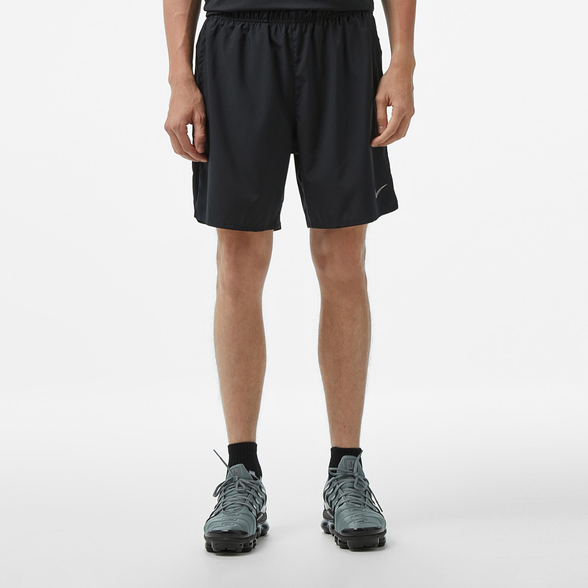 Nike Dri-Fit Challenger 18cm Erkek Siyah Şort