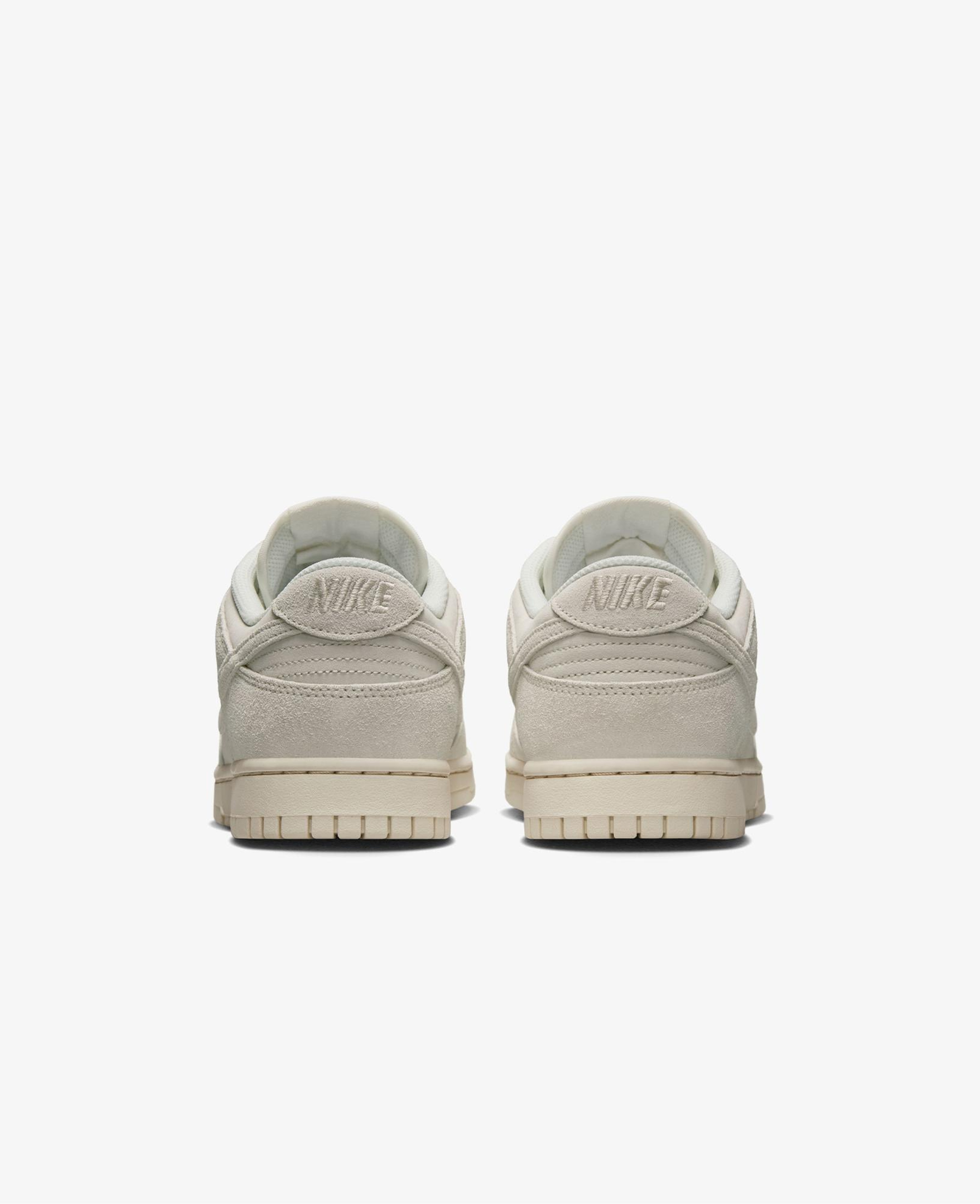 Nike Dunk Low Retro SE Erkek Krem Rengi Spor Ayakkabı