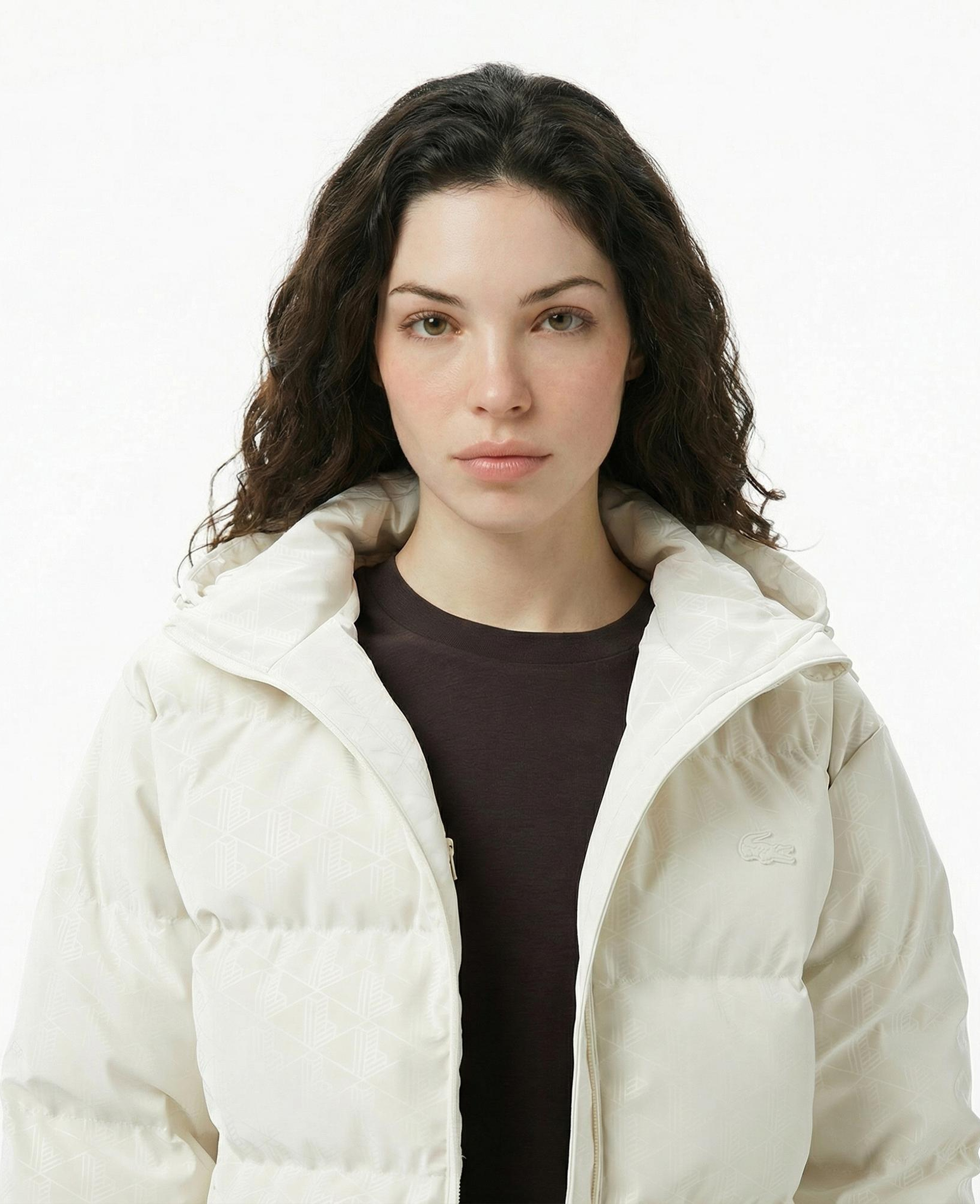 Lacoste Kadın Kapüşonlu Monogram Beyaz Mont