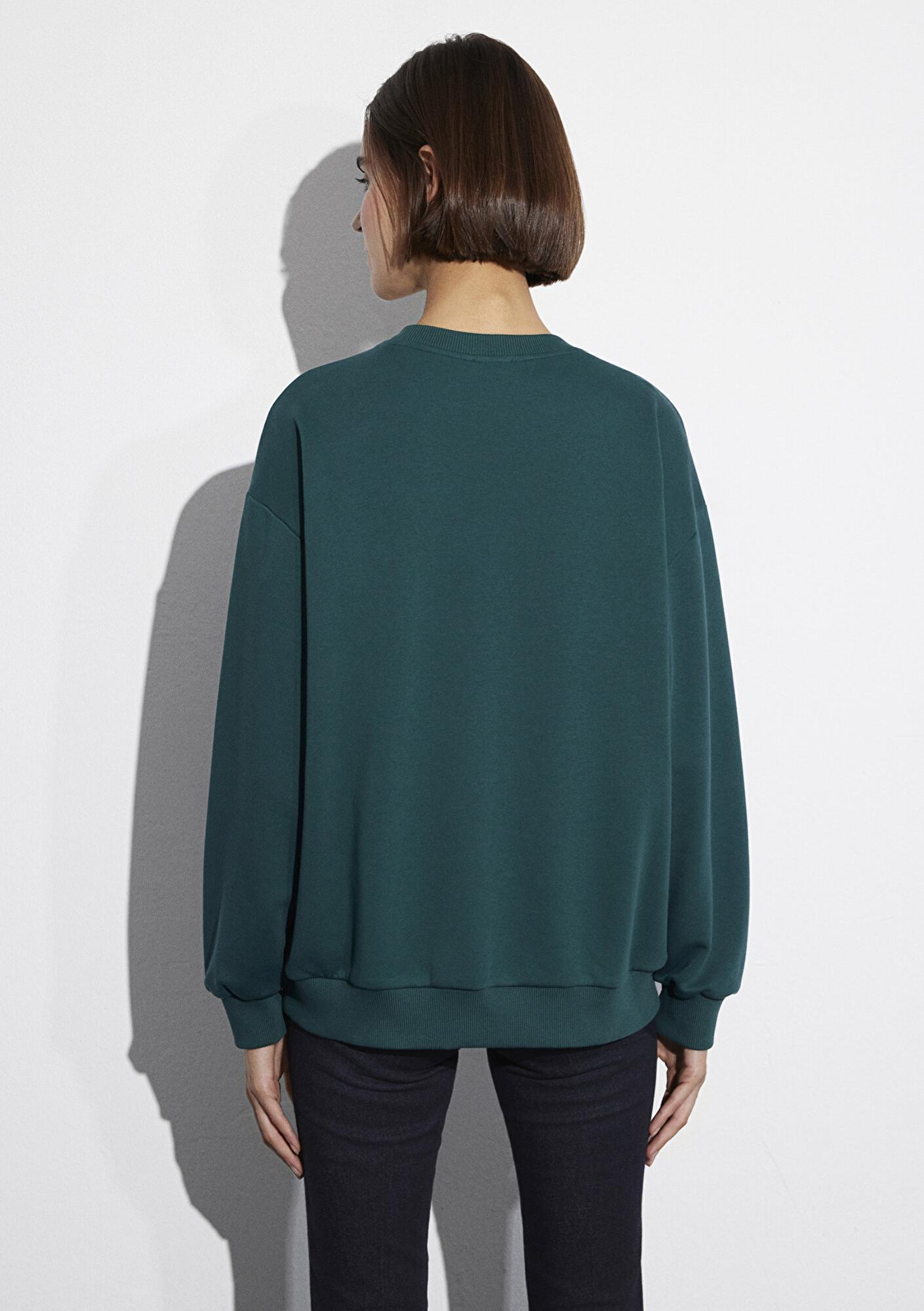 Mavi Yılbaşı Temalı Yeşil Sweatshirt 1S10500-71932