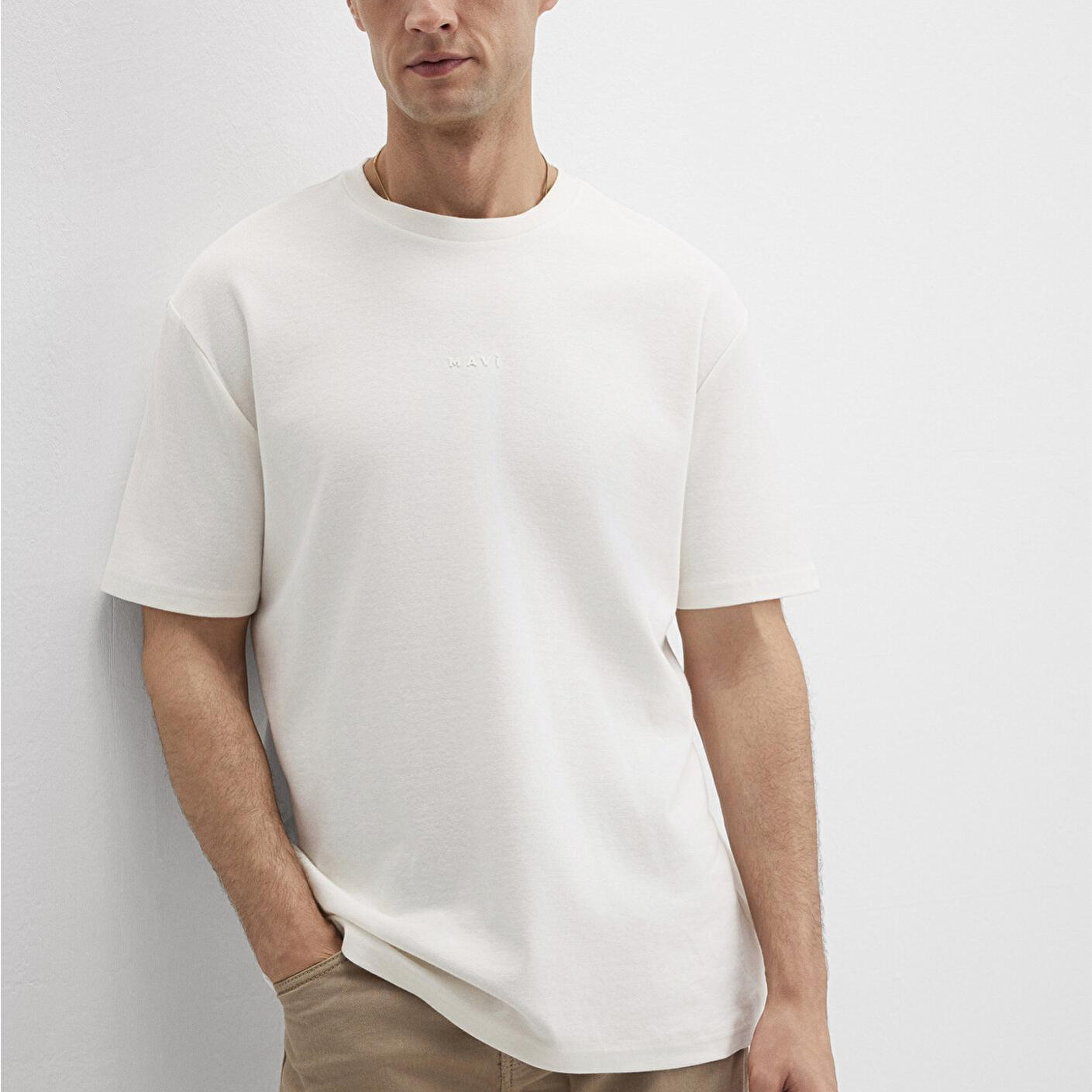 Mavi Mavi Logo Baskılı Ekru Tişört Loose Fit / Bol Rahat Kesim 0613250-70057