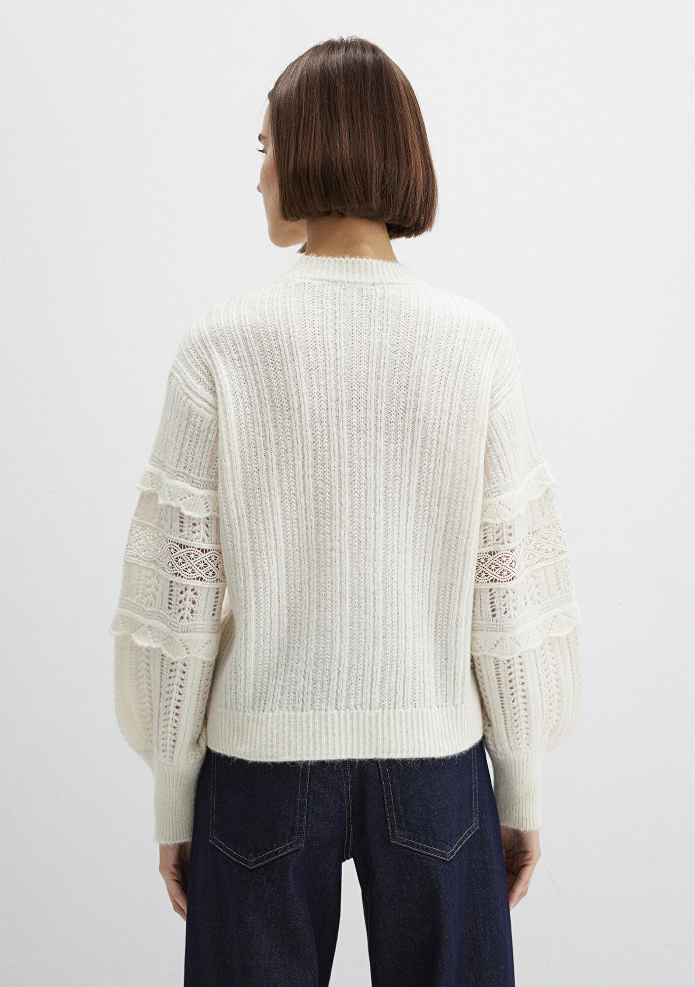 Mavi Yuvarlak Yaka Ekru Kazak Loose Fit / Bol Rahat Kesim 1710881-80194