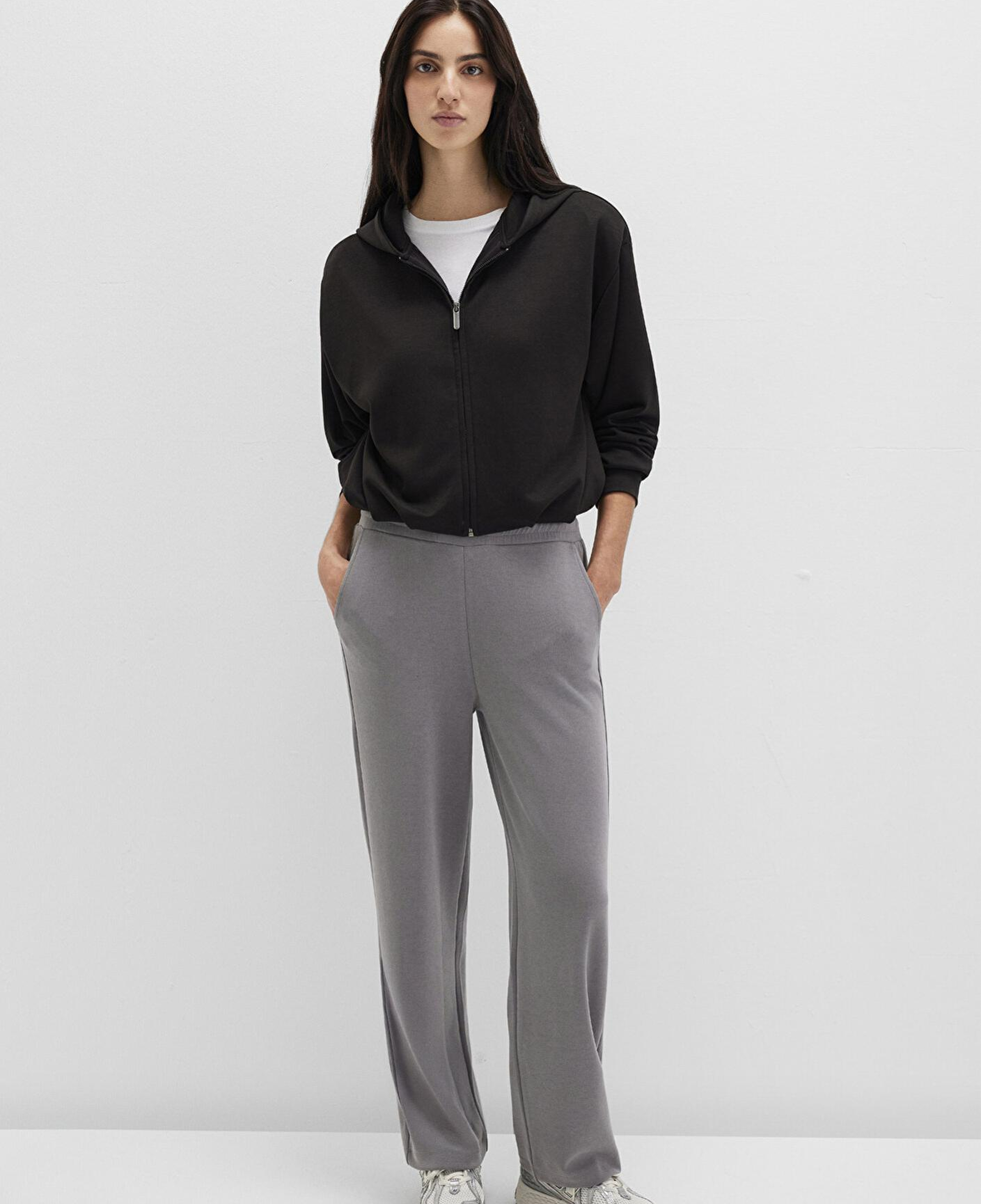 Mavi Fermuarlı (TENCEL™) Modal Siyah Sweatshirt 1S10489-900