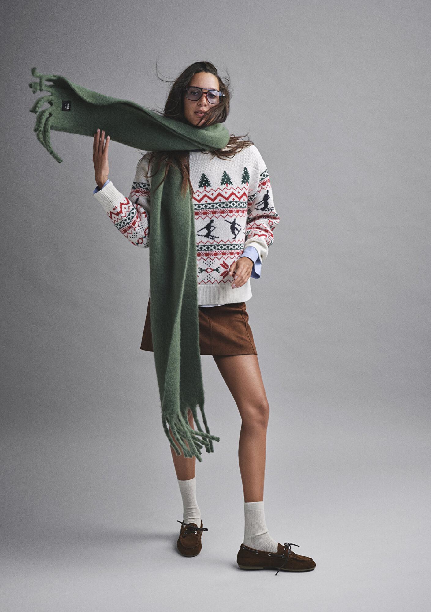 Mavi Yılbaşı Temalı Ekru Kazak Loose Fit / Bol Rahat Kesim 1710860-70057