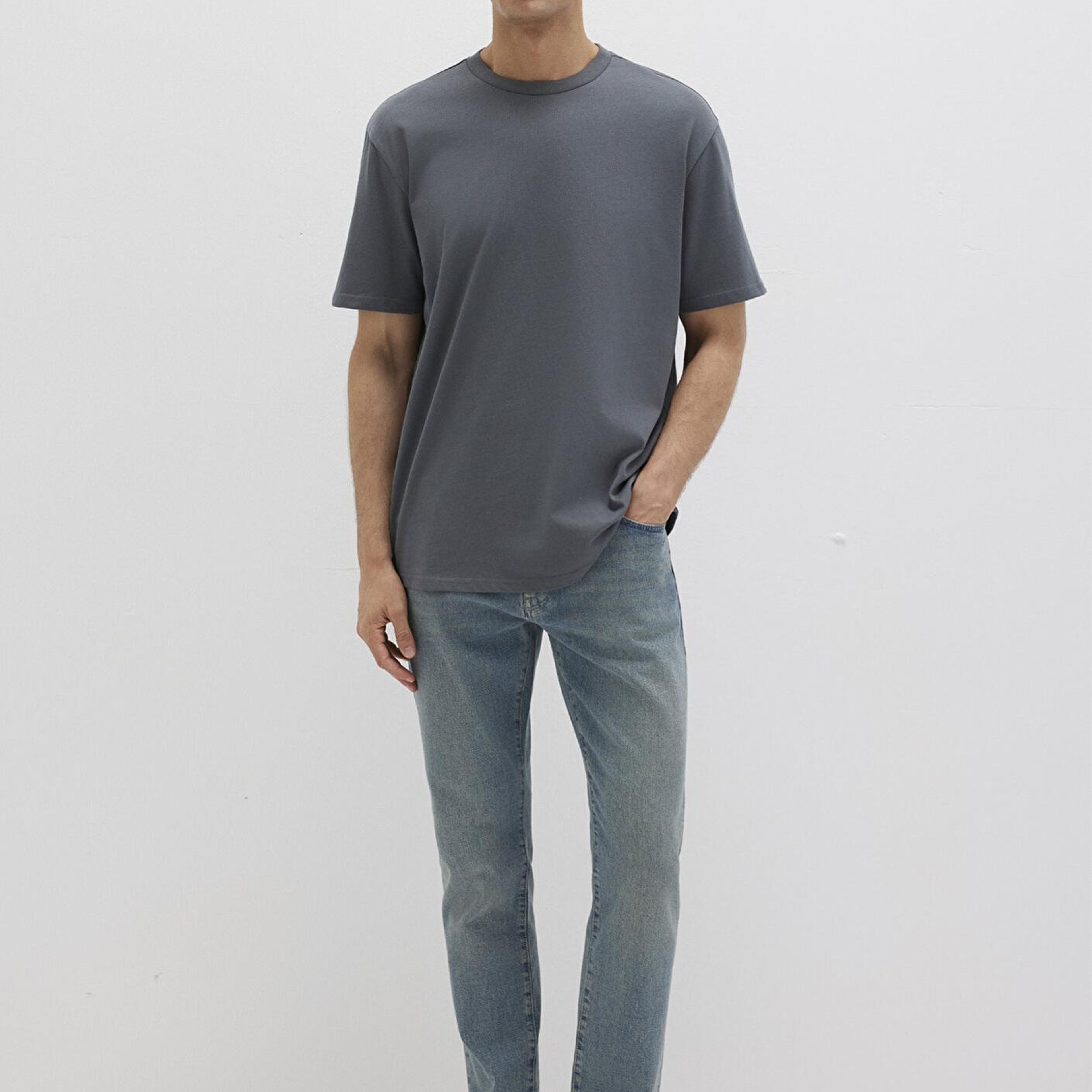 Mavi Bisiklet Yaka Antrasit Basic Tişört Loose Fit / Bol Rahat Kesim 0611596-80776