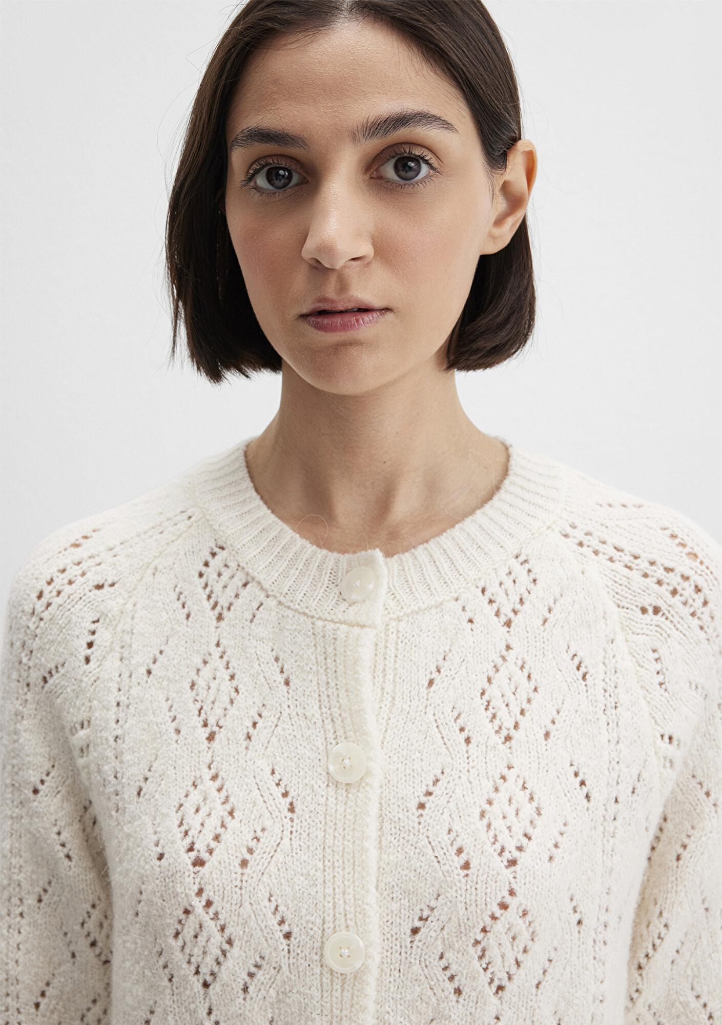 Mavi Yün Karışımlı Ekru Hırka Slim Fit / Dar Kesim 1710812-70057