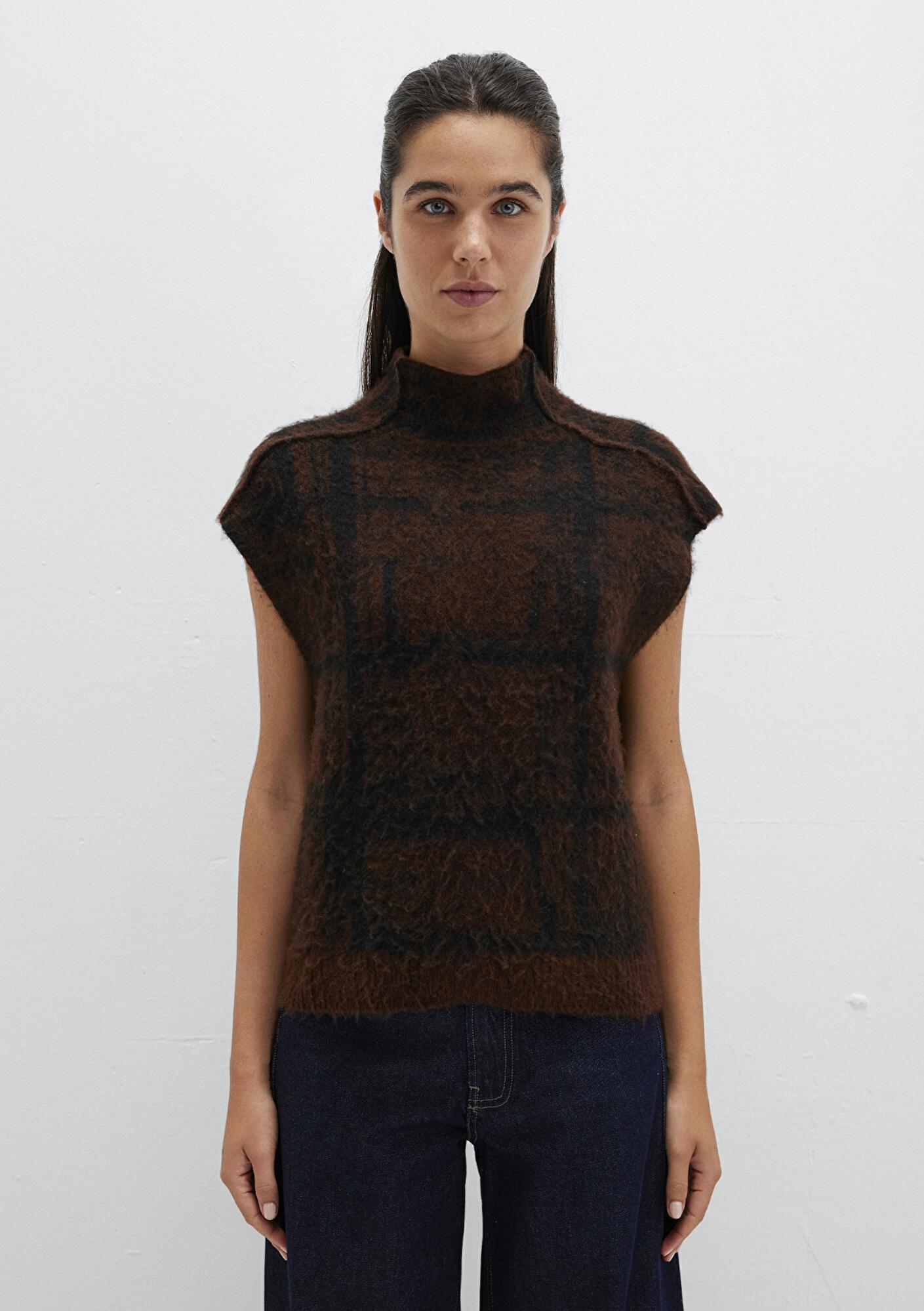 Mavi Dik Yaka Kahverengi Süveter Regular Fit / Normal Kesim 1710792-91201