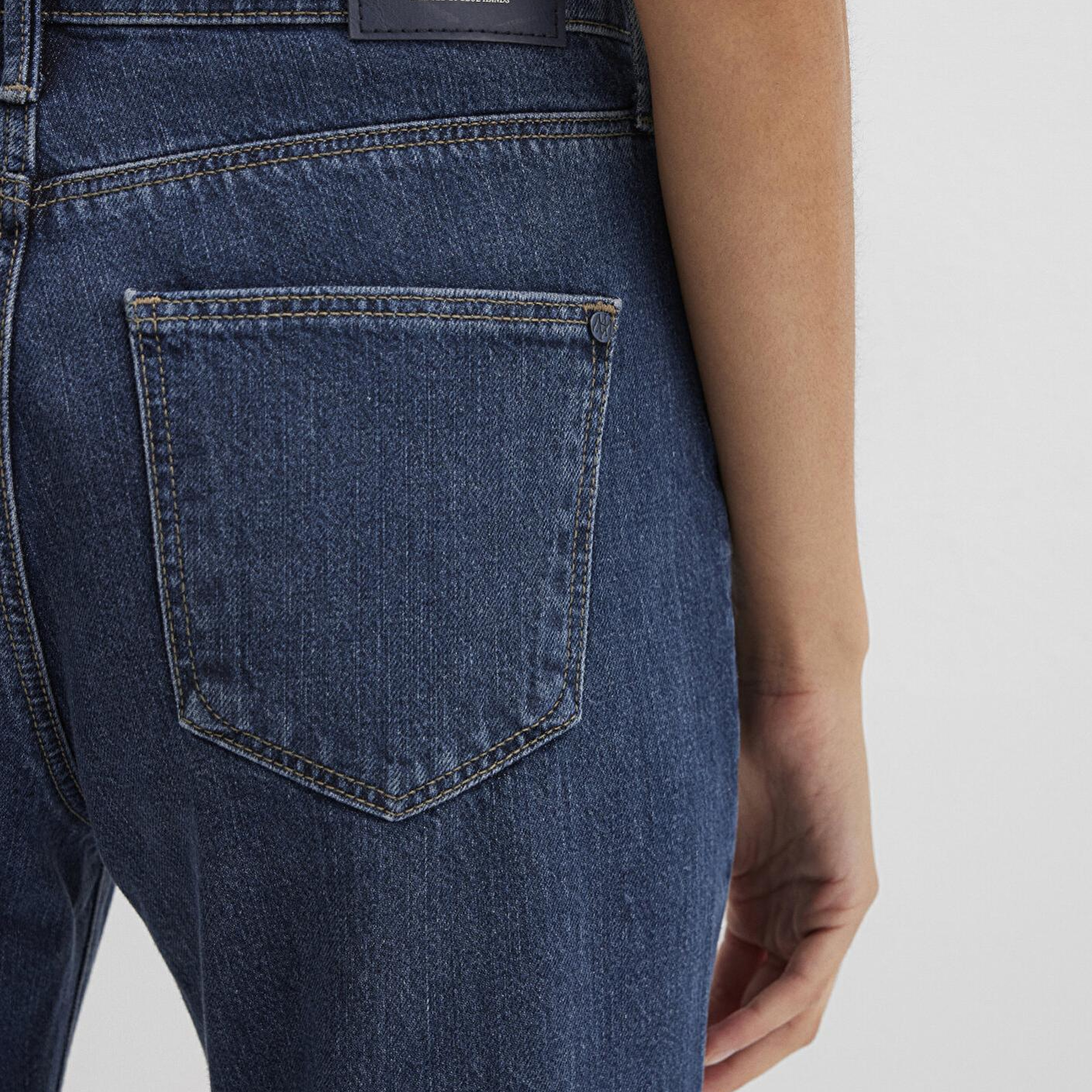 Mavi Jane Classic Denim Gölgeli Koyu Mavi Jean Pantolon 1010917-91354