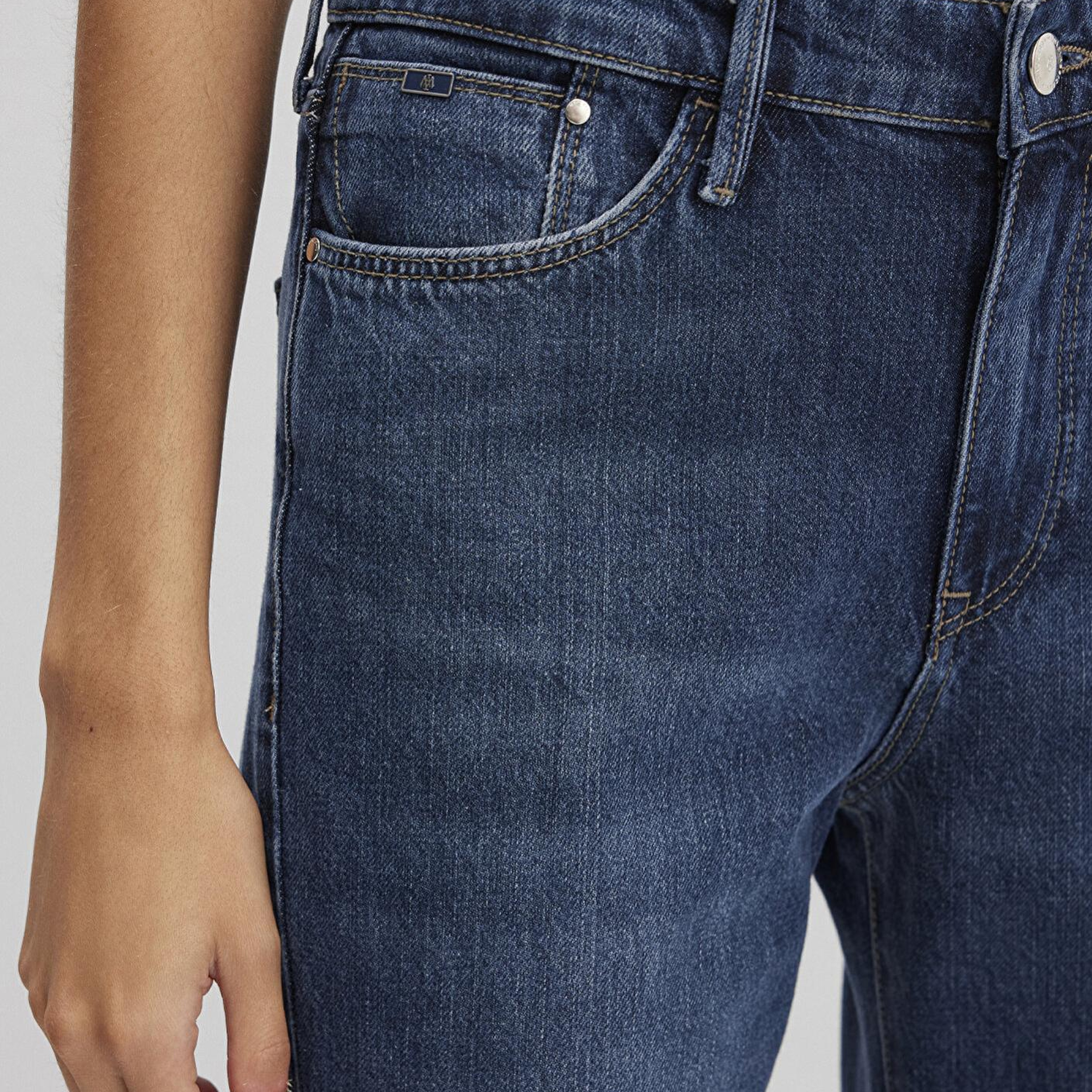 Mavi Jane Classic Denim Gölgeli Koyu Mavi Jean Pantolon 1010917-91354