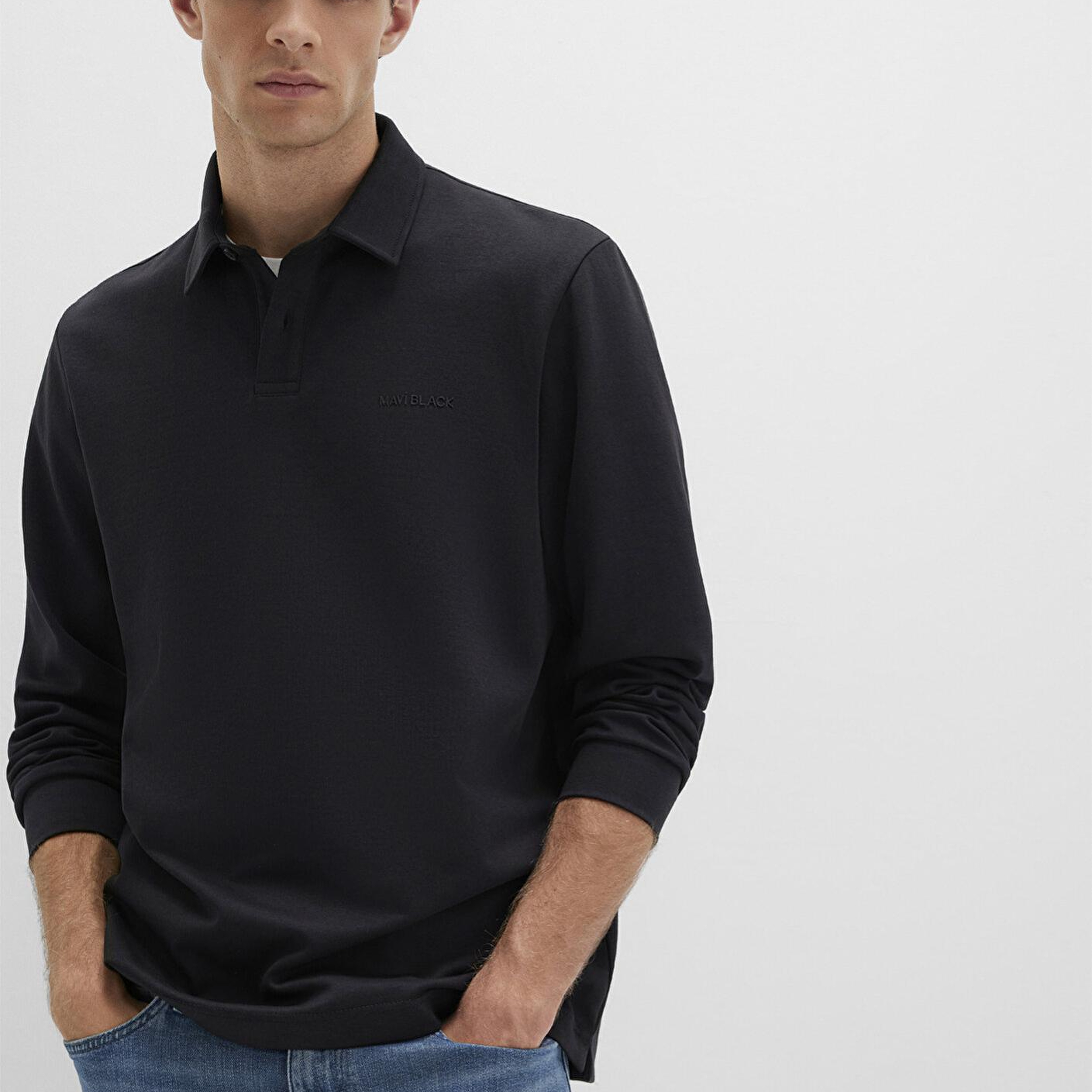 Mavi Düğme Detaylı Siyah Polo Tişört Regular Fit / Normal Kesim 0613043-900