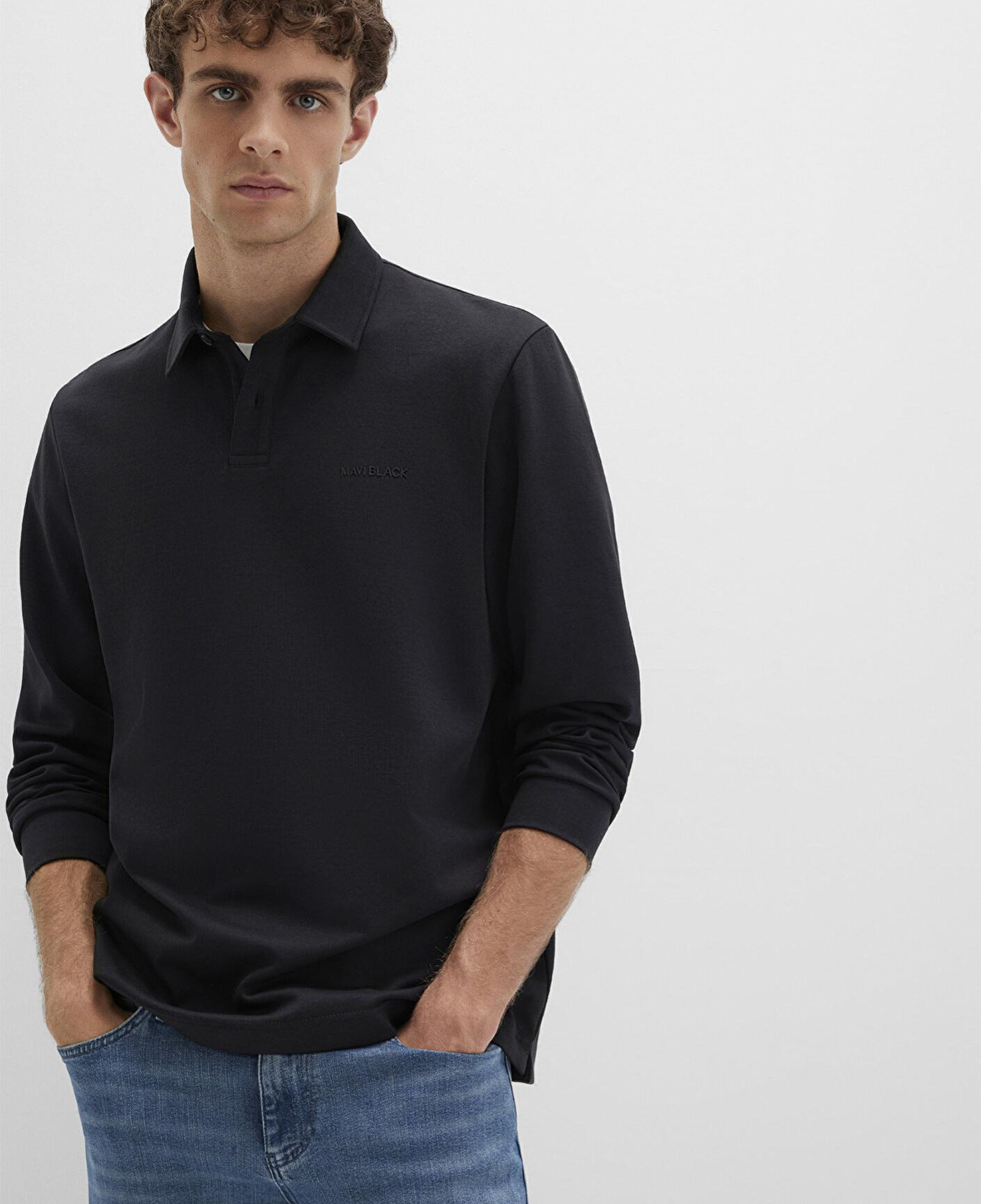 Mavi Düğme Detaylı Siyah Polo Tişört Regular Fit / Normal Kesim 0613043-900