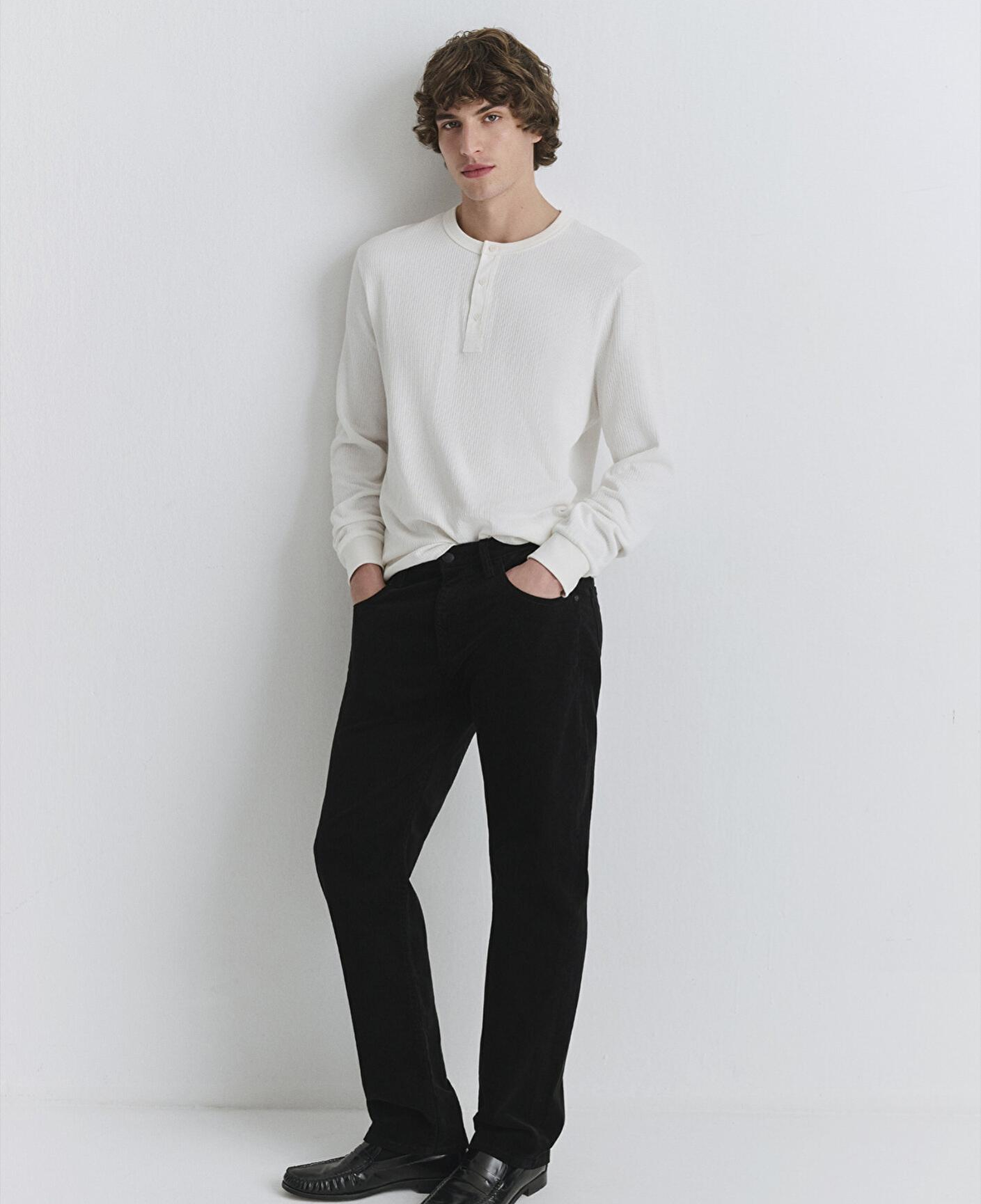 Mavi Lisbon Siyah Kadife Pantolon 0010039-30269