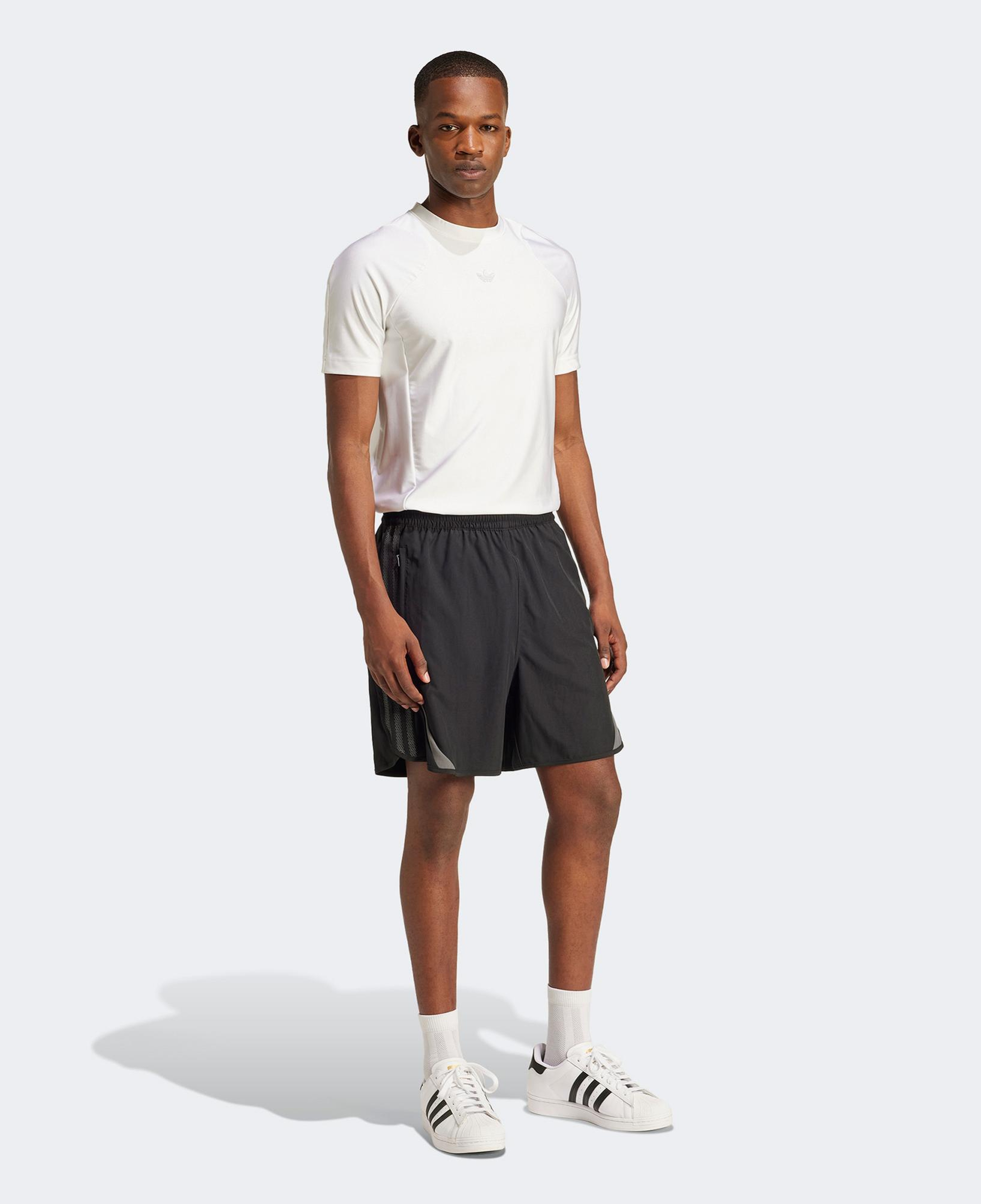 adidas Supernova Erkek Beyaz T-Shirt