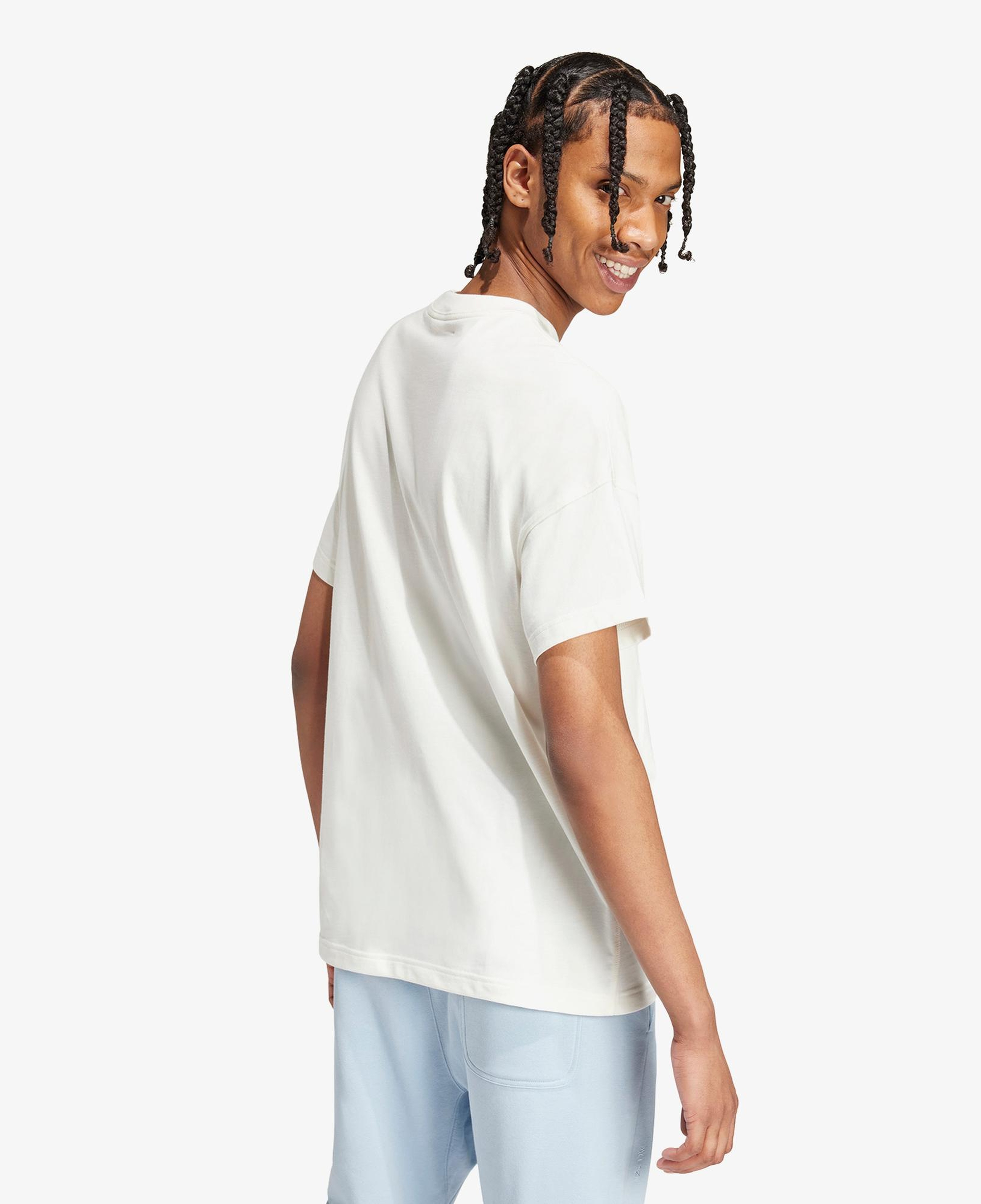 adidas Erkek Beyaz T-Shirt