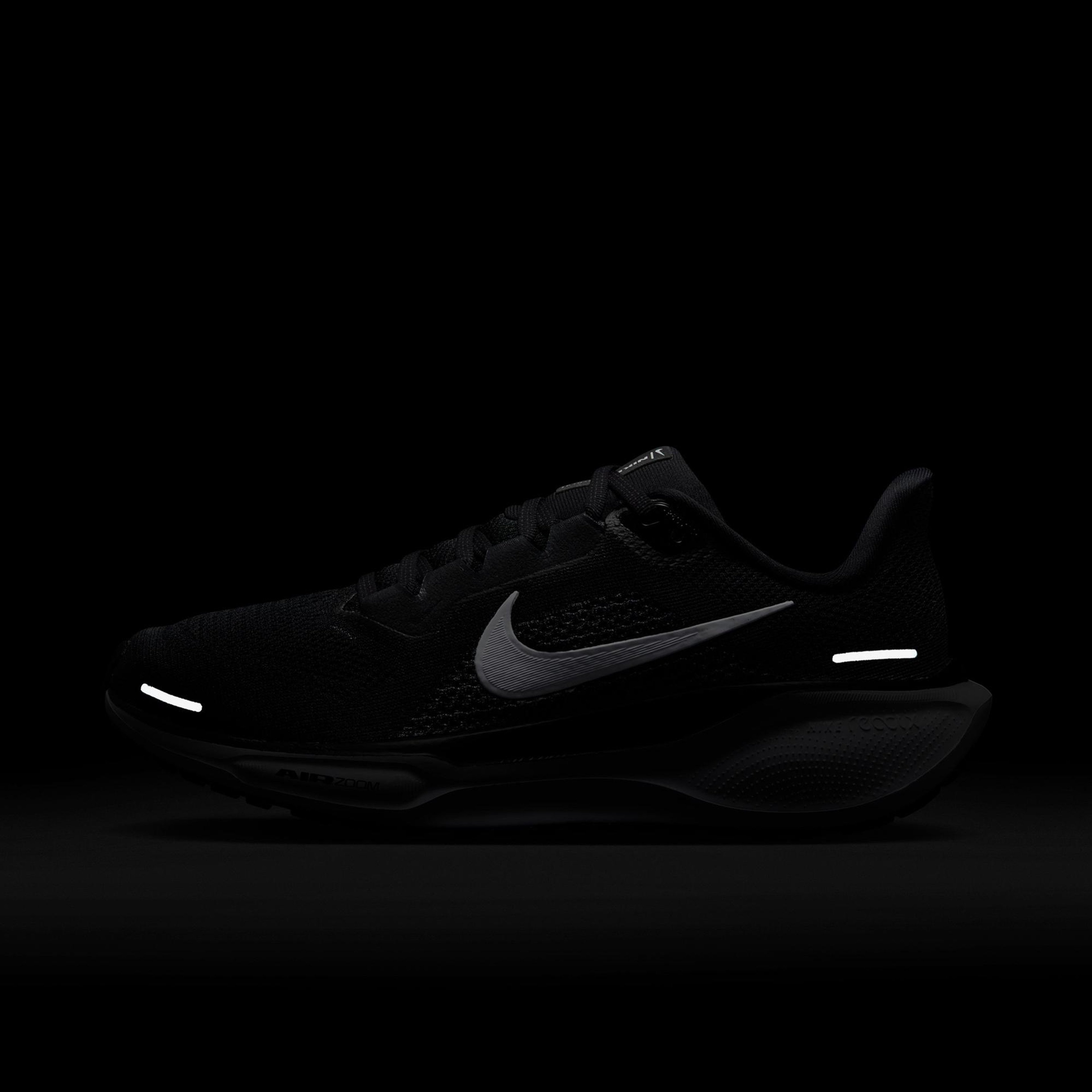 Nike Air Zoom Pegasus 41 Kadın Siyah Koşu Ayakkabısı