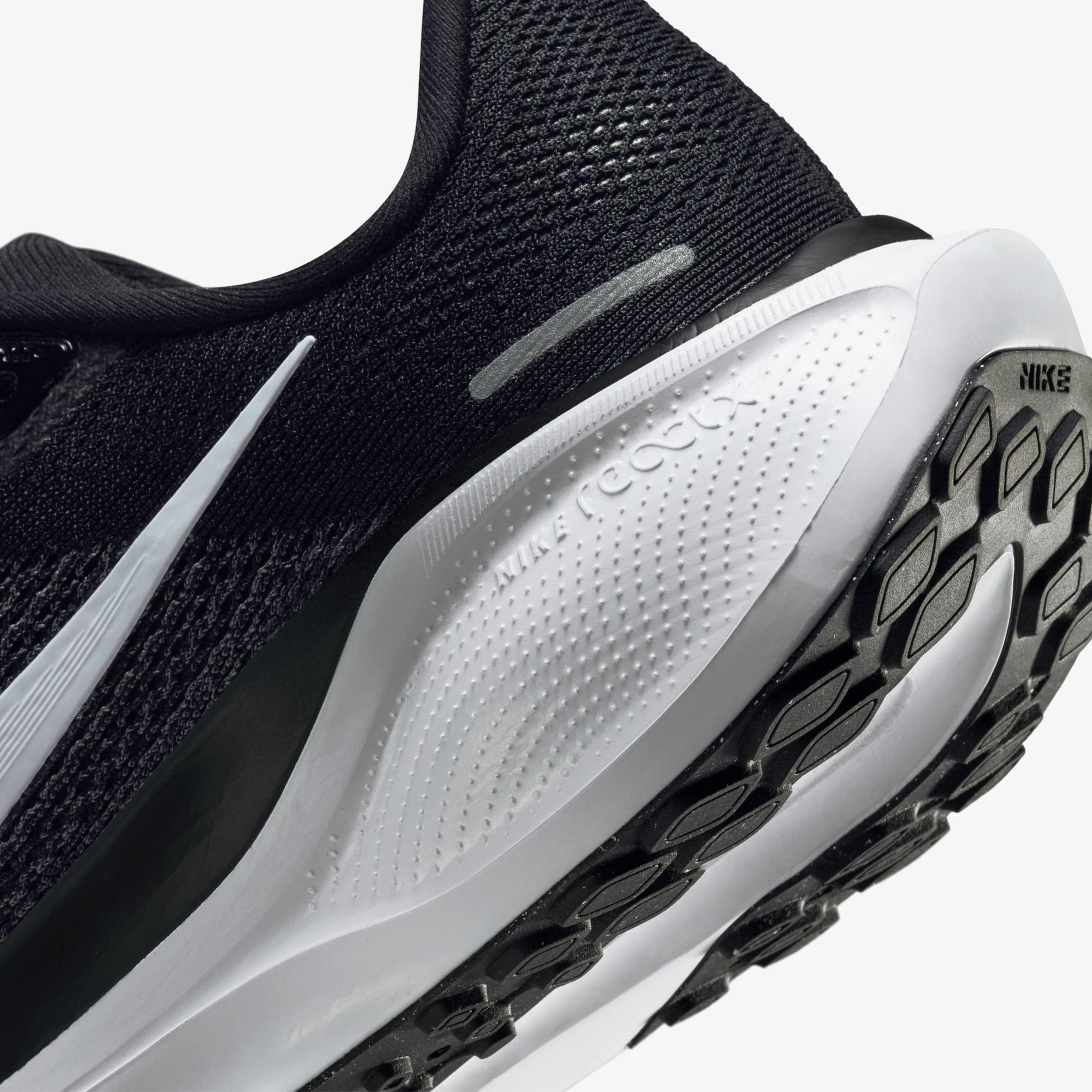 Nike Air Zoom Pegasus 41 Kadın Siyah Koşu Ayakkabısı