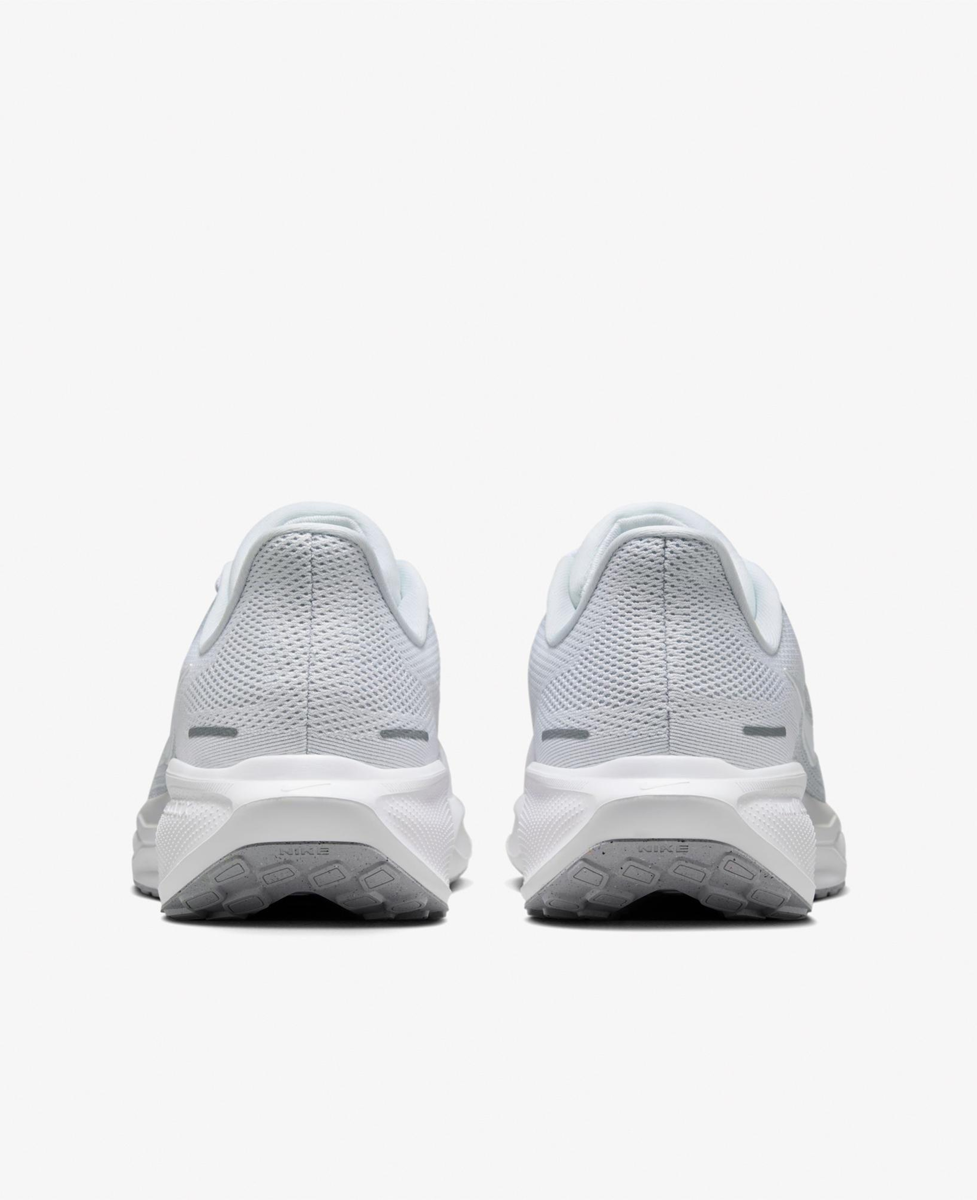 Nike Air Zoom Pegasus 41 Erkek Beyaz Koşu Ayakkabısı