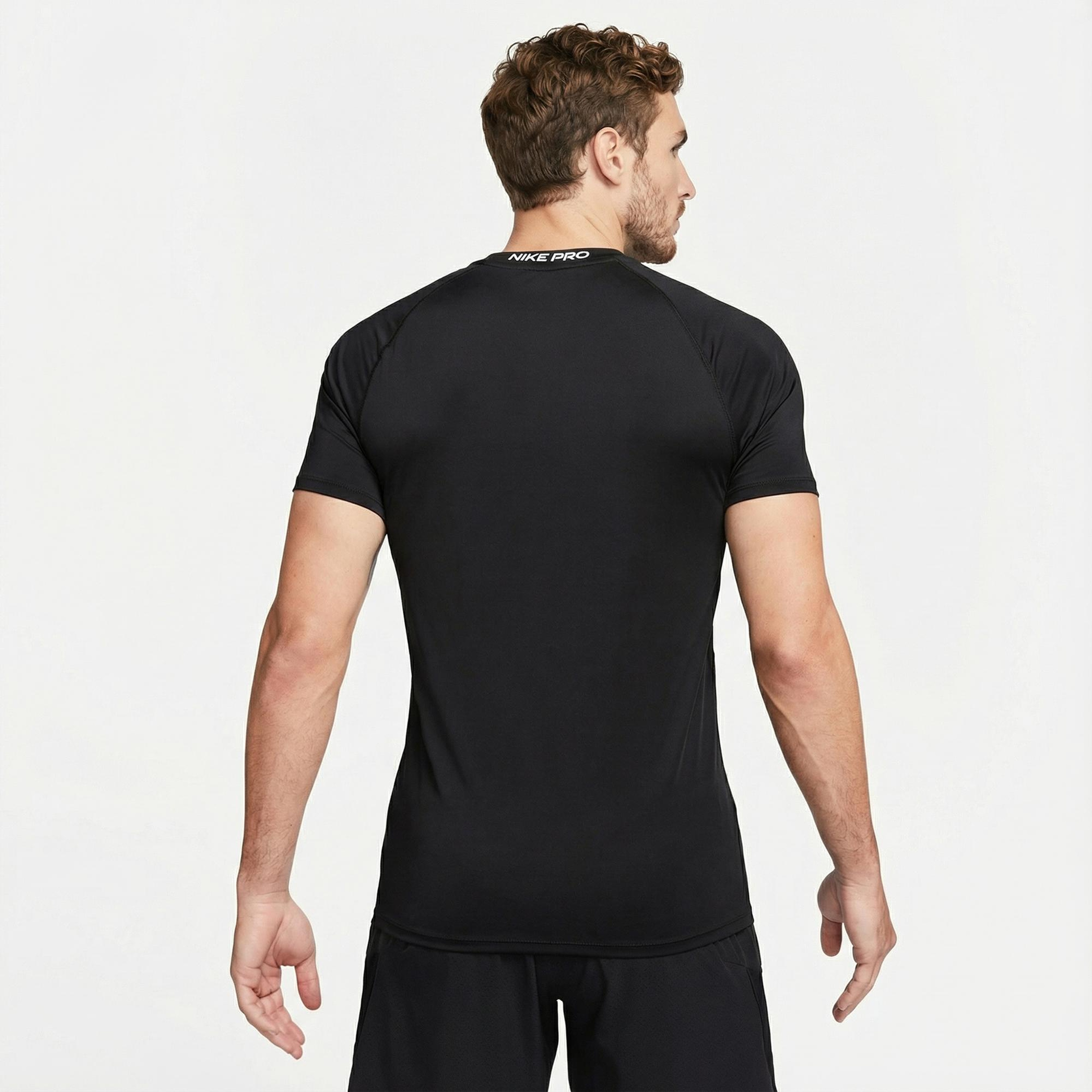 Nike Dri-Fit Form Erkek Siyah T-Shirt