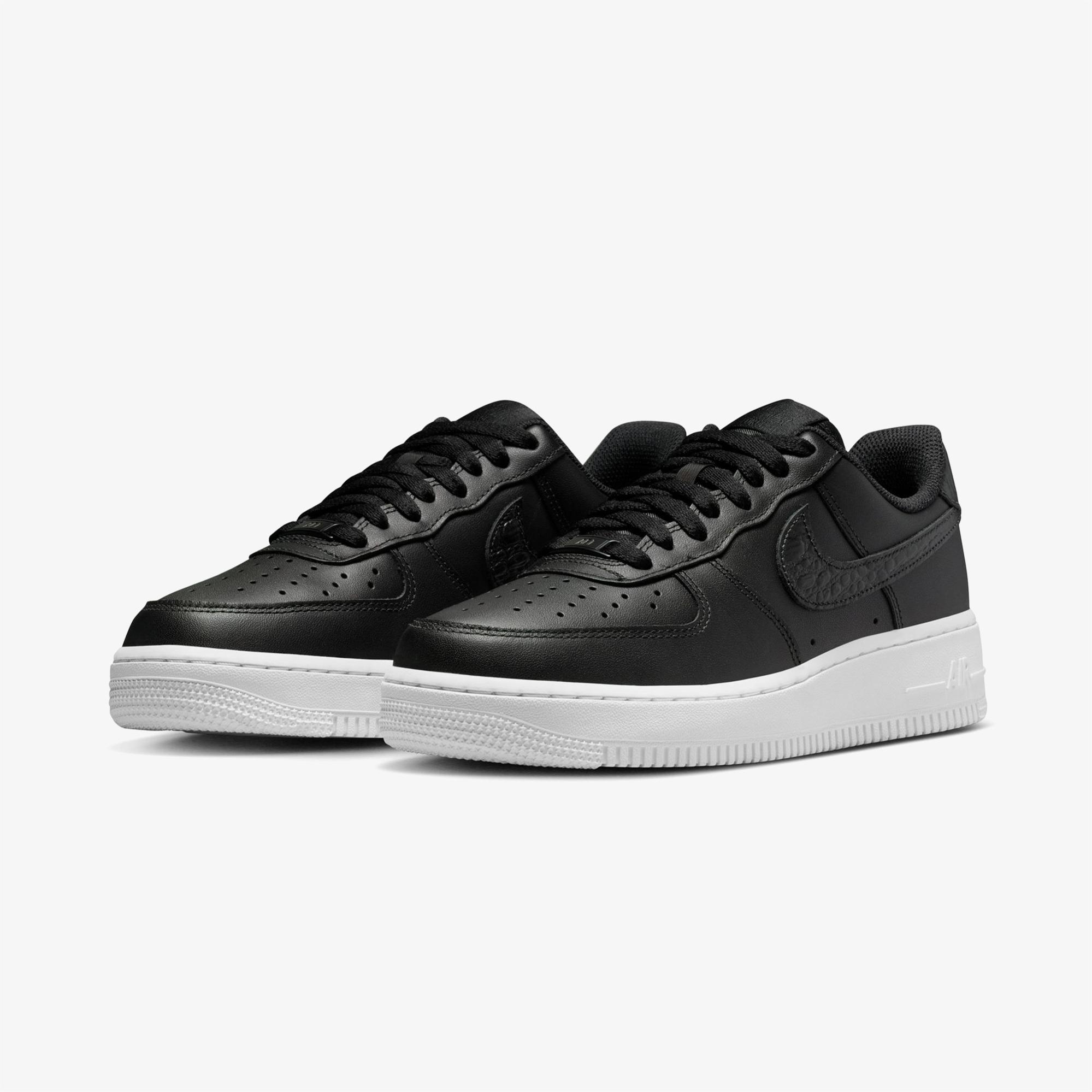 Nike Air Force 1 '07 SE Kadın Siyah Spor Ayakkabı