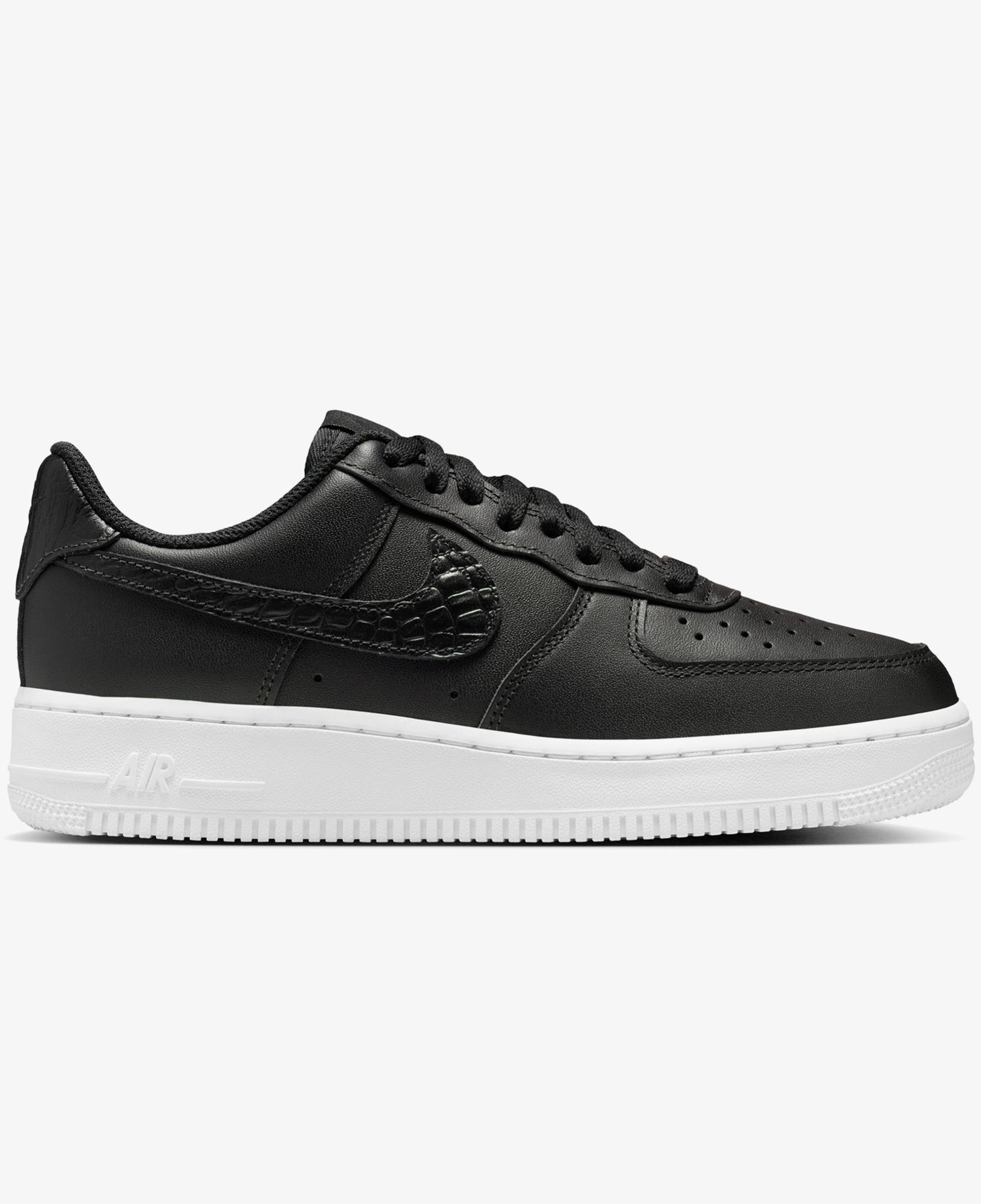 Nike Air Force 1 '07 SE Kadın Siyah Spor Ayakkabı