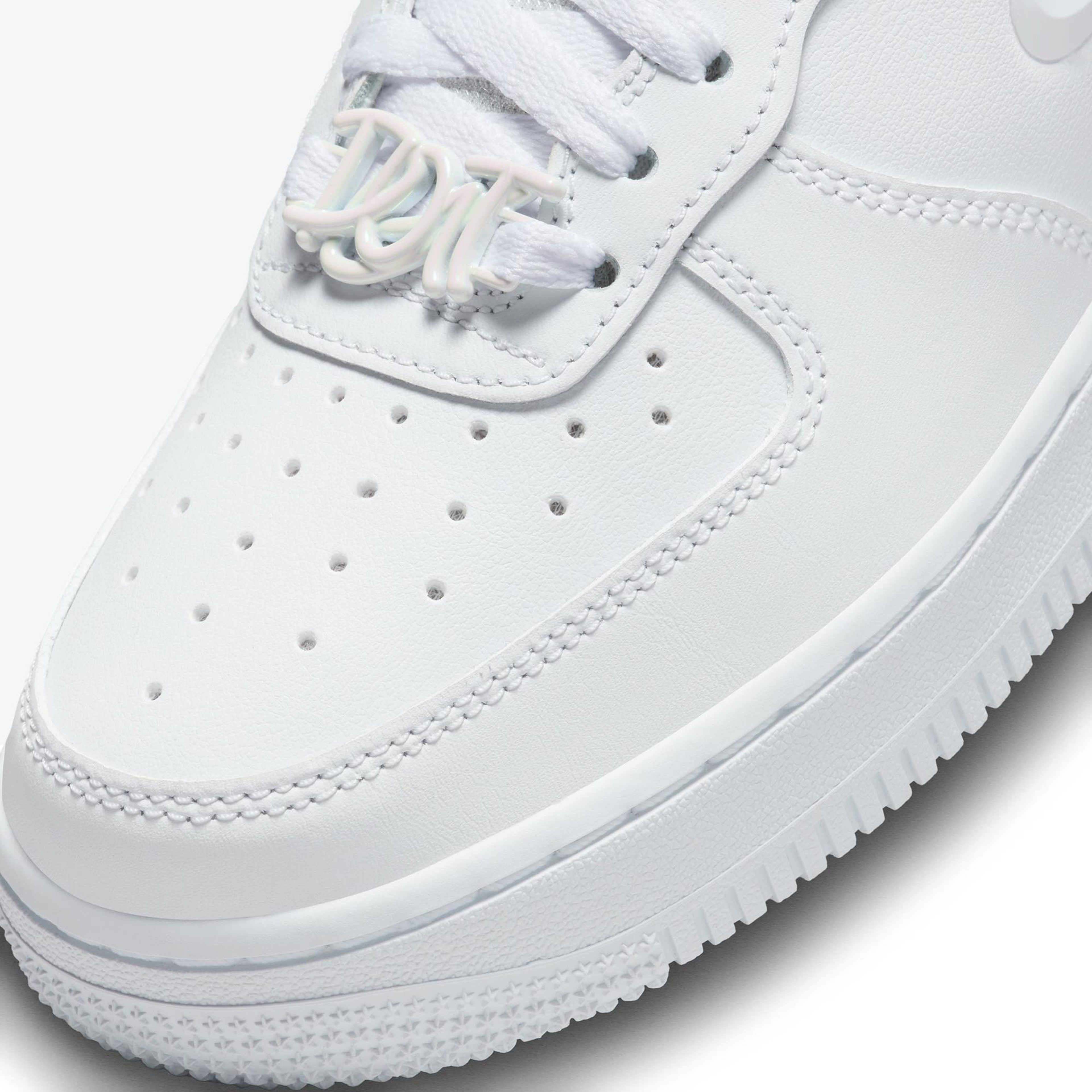 Nike Air Force 1 '07 Kadın Beyaz Spor Ayakkabı