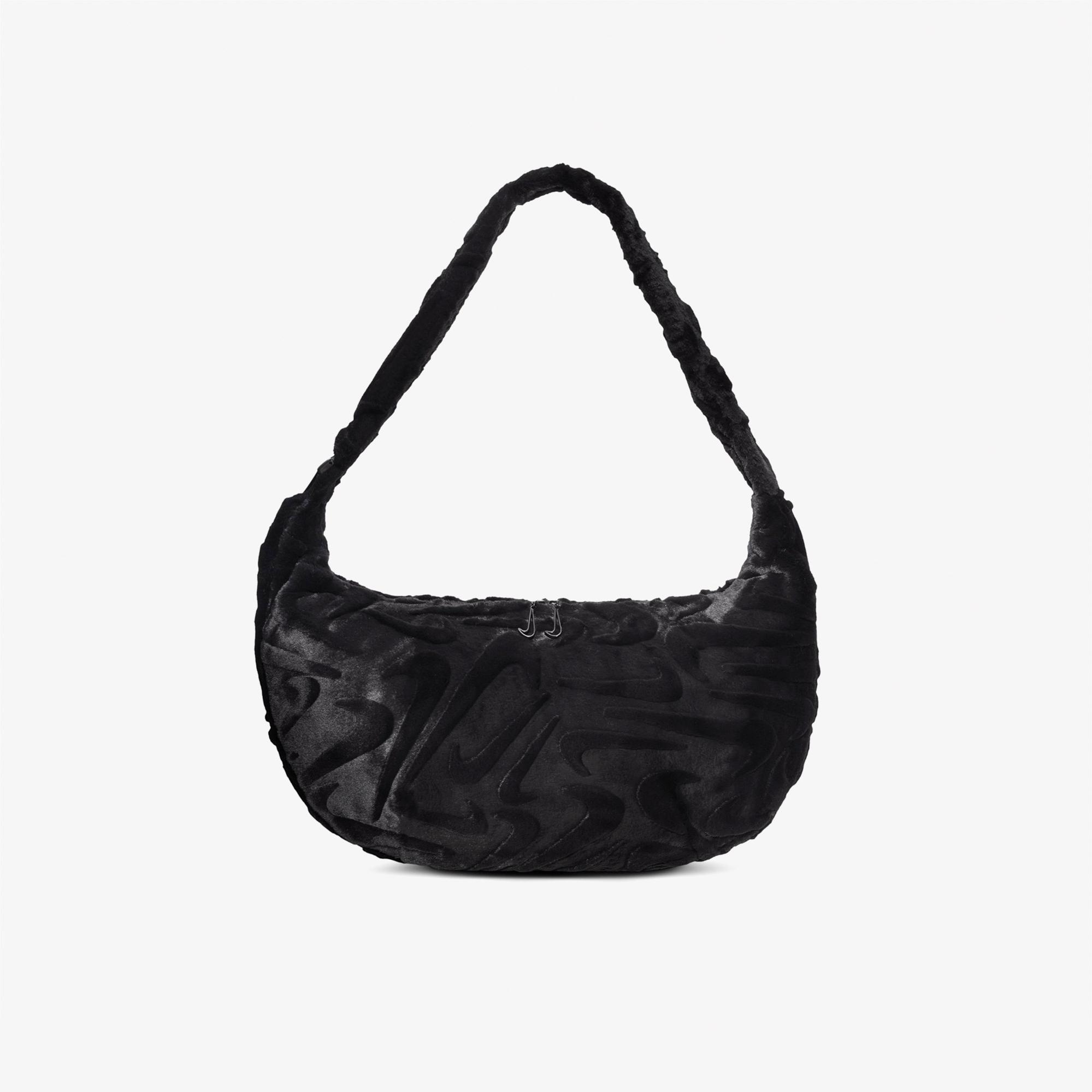 Nike Sportswear Suni Kürklü Slouchy Kadın Siyah El Çantası