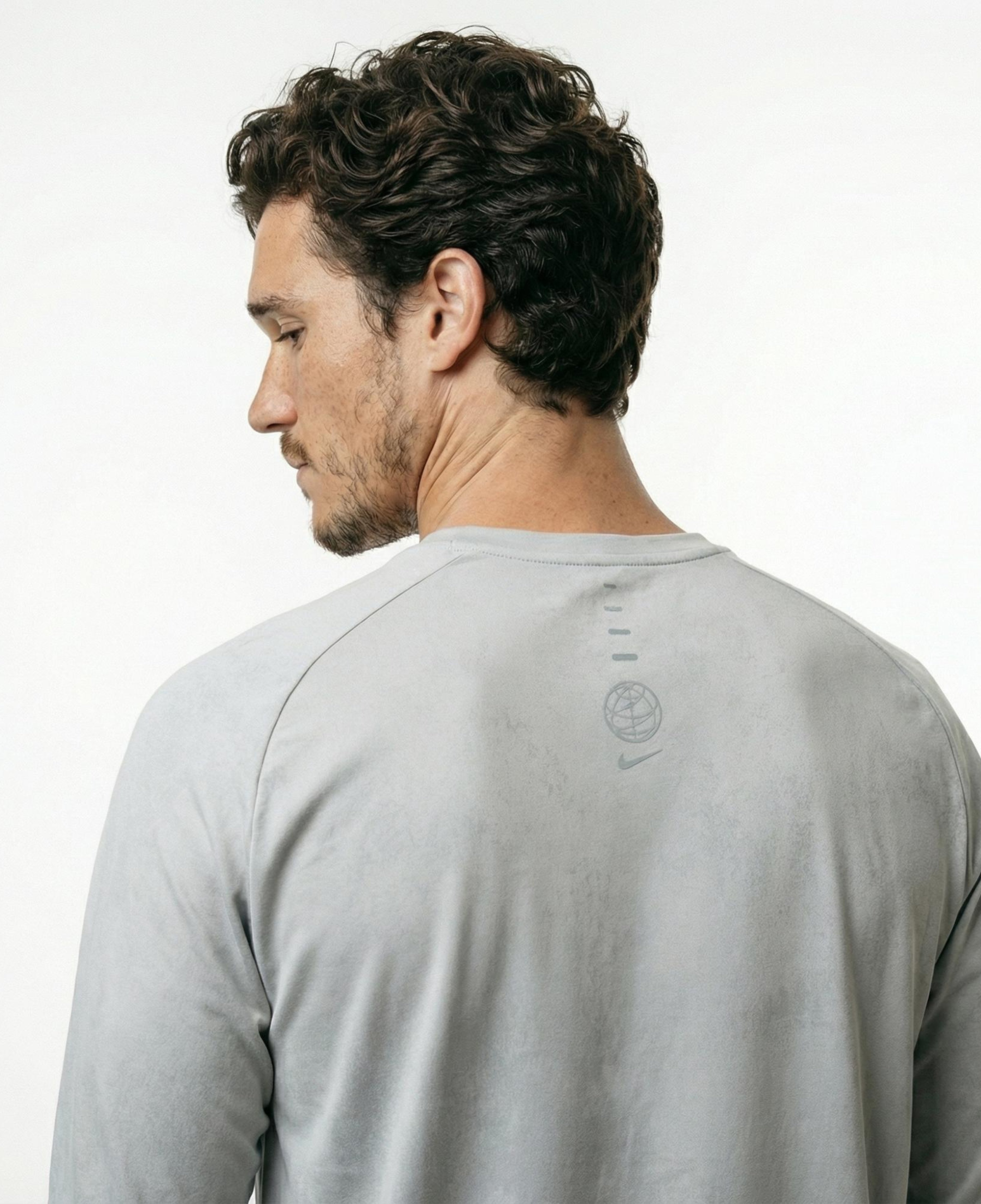 Nike Dri-Fit Stride Erkek Gri Uzun Kollu T-Shirt