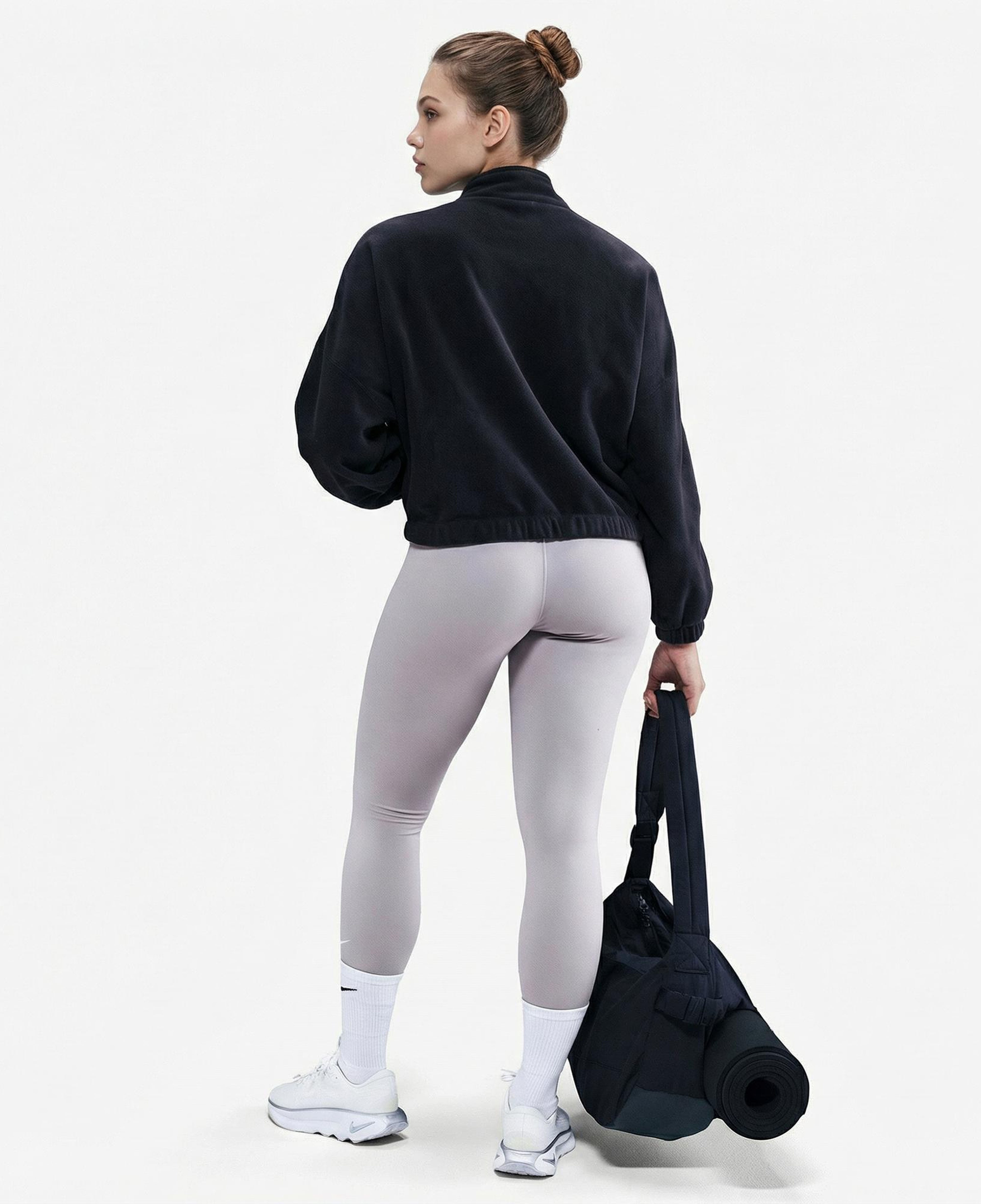 Nike One Therma-Fit Polar Kadın Siyah Sweatshirt