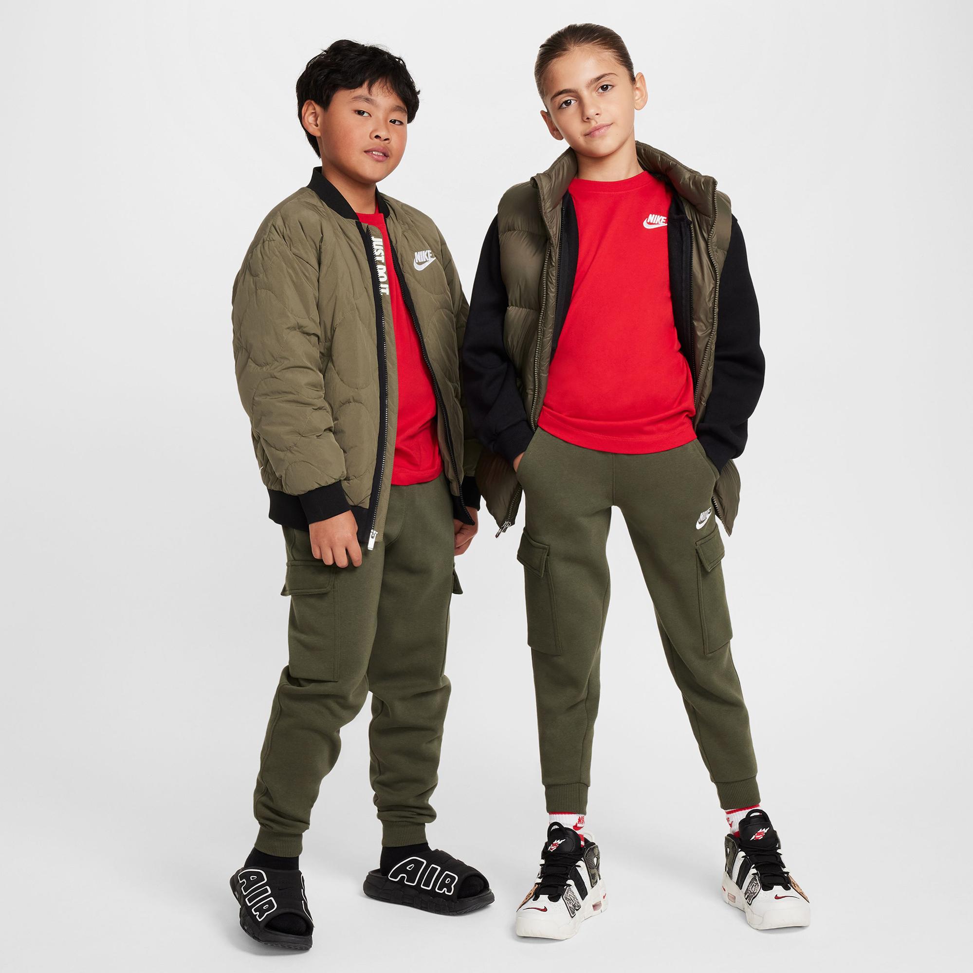 Nike Sportswear Futura Çocuk Kırmızı T-Shirt